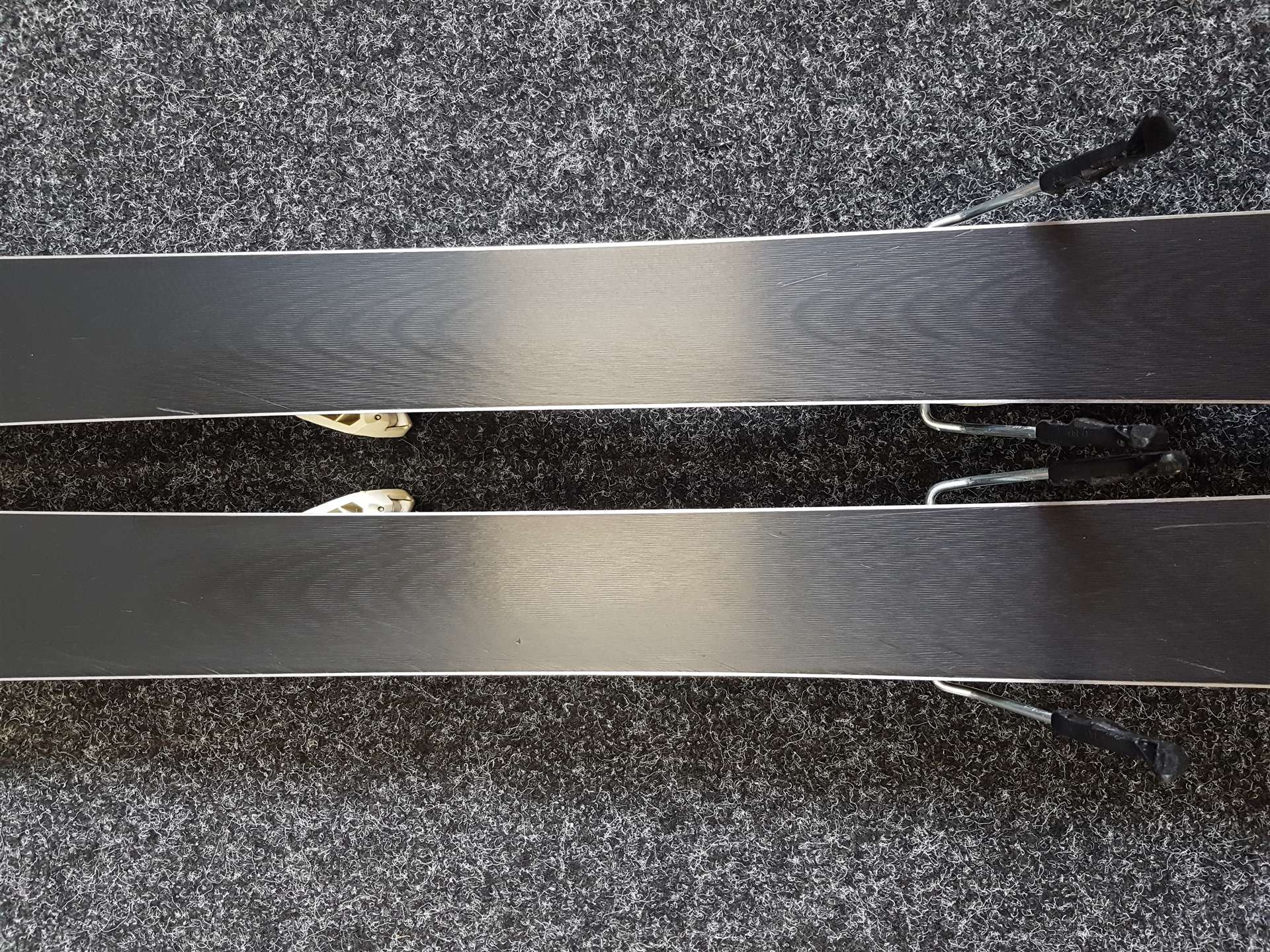 Použité lyže ATOMIC Cloud + viazanie Atomic10