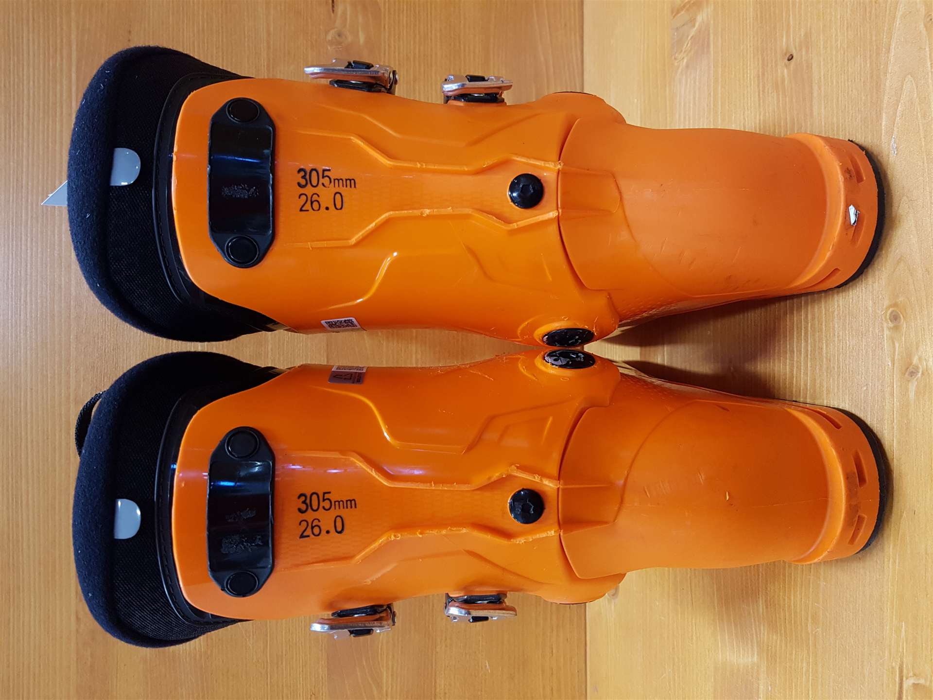 Použité lyžiarky TECNICA JT4 R