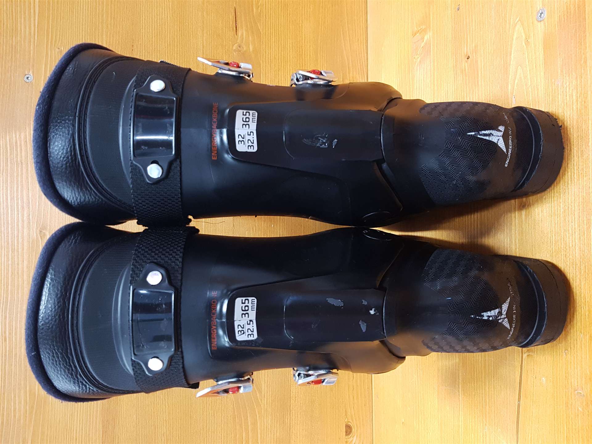 Použité lyžiarky ATOMIC Hawx Prime R100