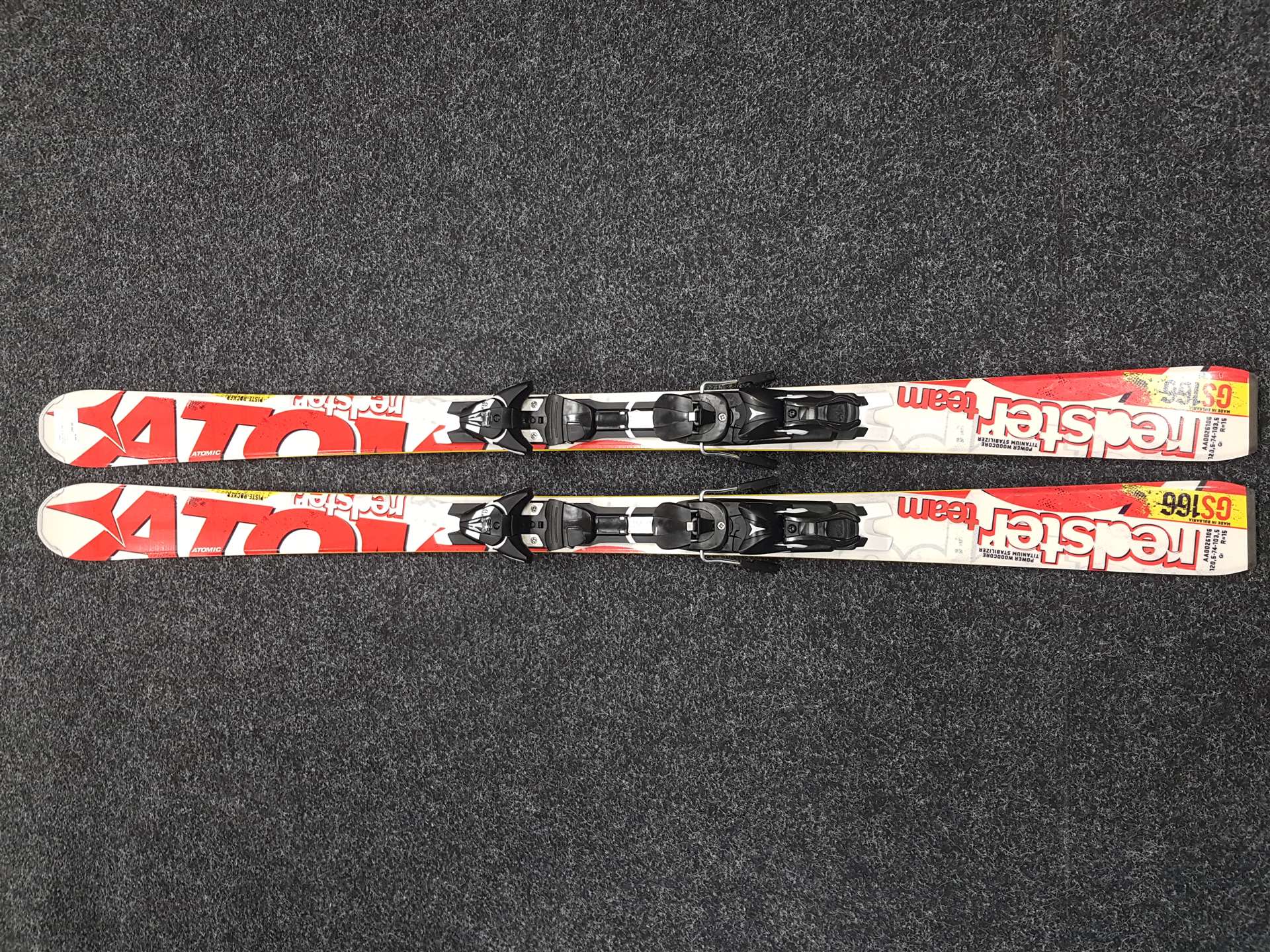 Použité lyže ATOMIC Redster GS + viazanie Atomic XTO 12