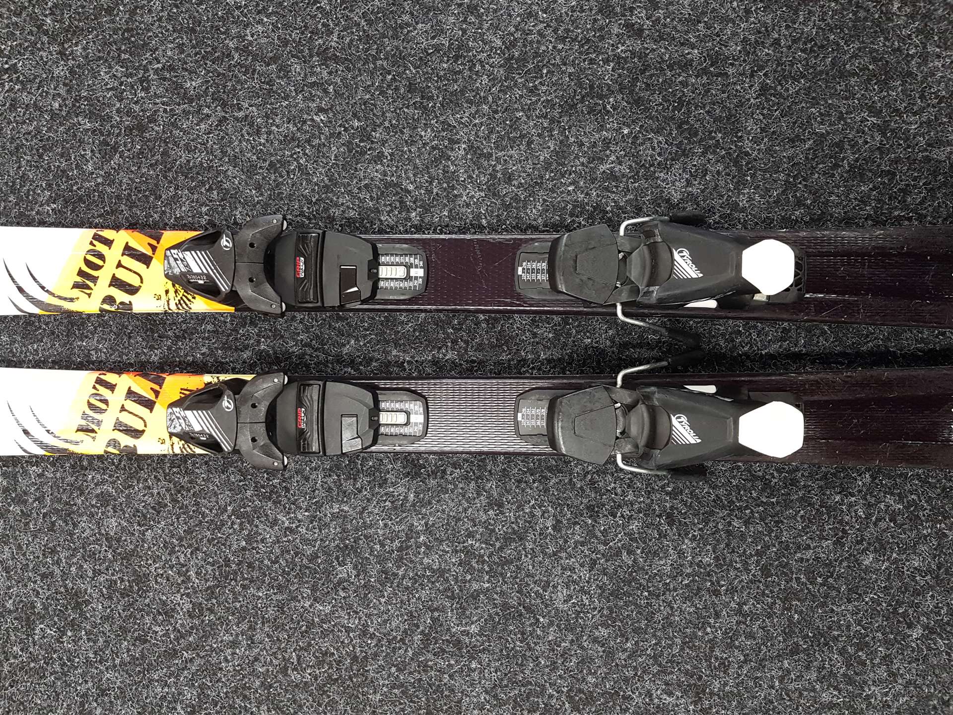 Použité lyže HEAD Era 2.0 Jr. + viazanie  Tyrolia SLR 7,5 AC
