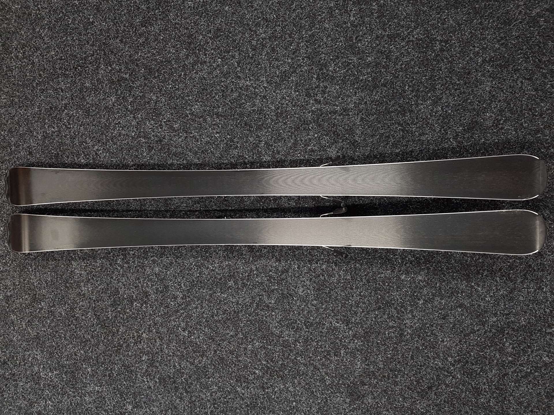 Použité lyže HEAD Era 2.0 Jr. + viazanie  Tyrolia SLR 7,5 AC
