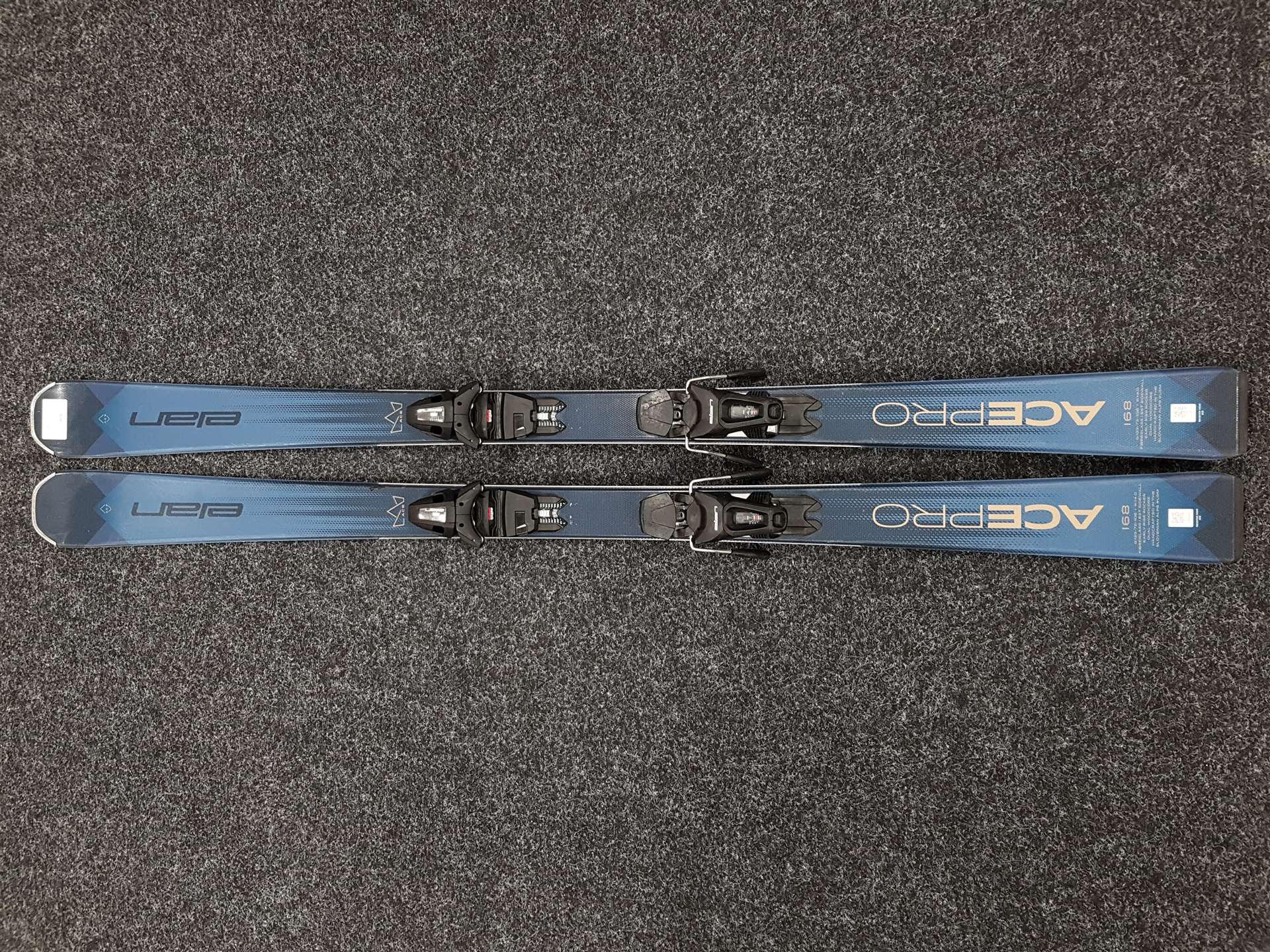 Použité lyže ELAN Ace Pro + viazanie Elan EL 10