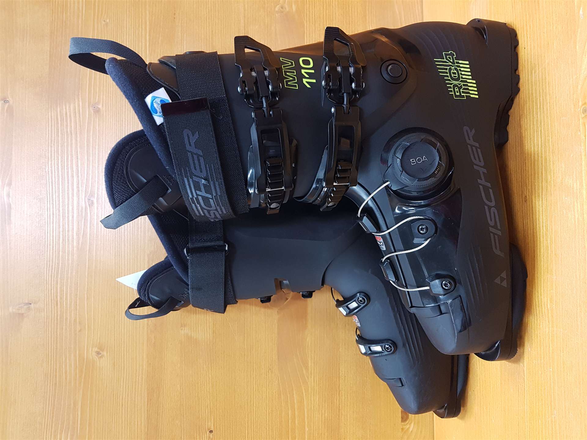 Použité lyžiarky FISCHER RC4 BOA MV 110