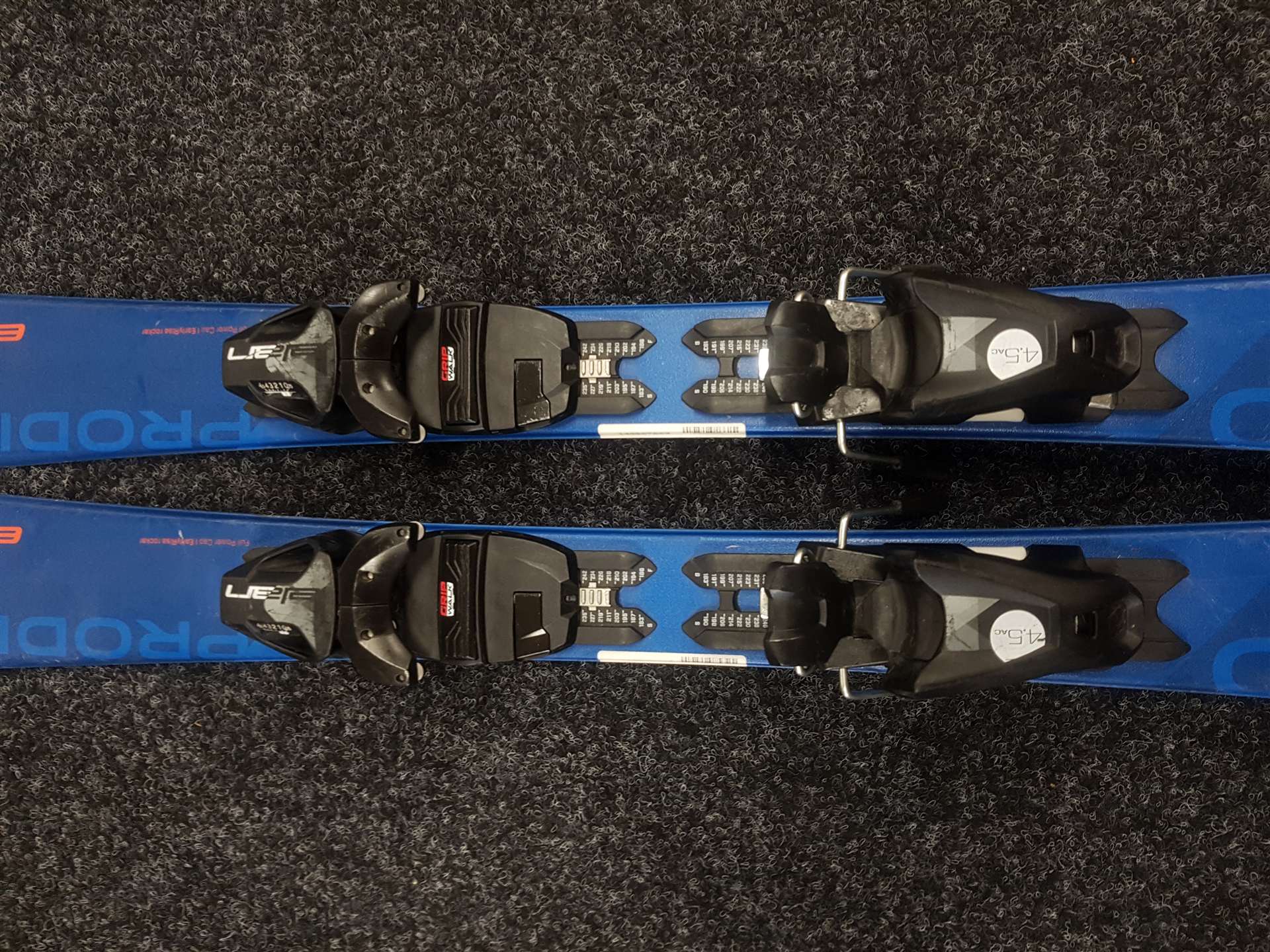 Použité detské lyže ELAN Prodigy + viazanie Elan 4.5 AC