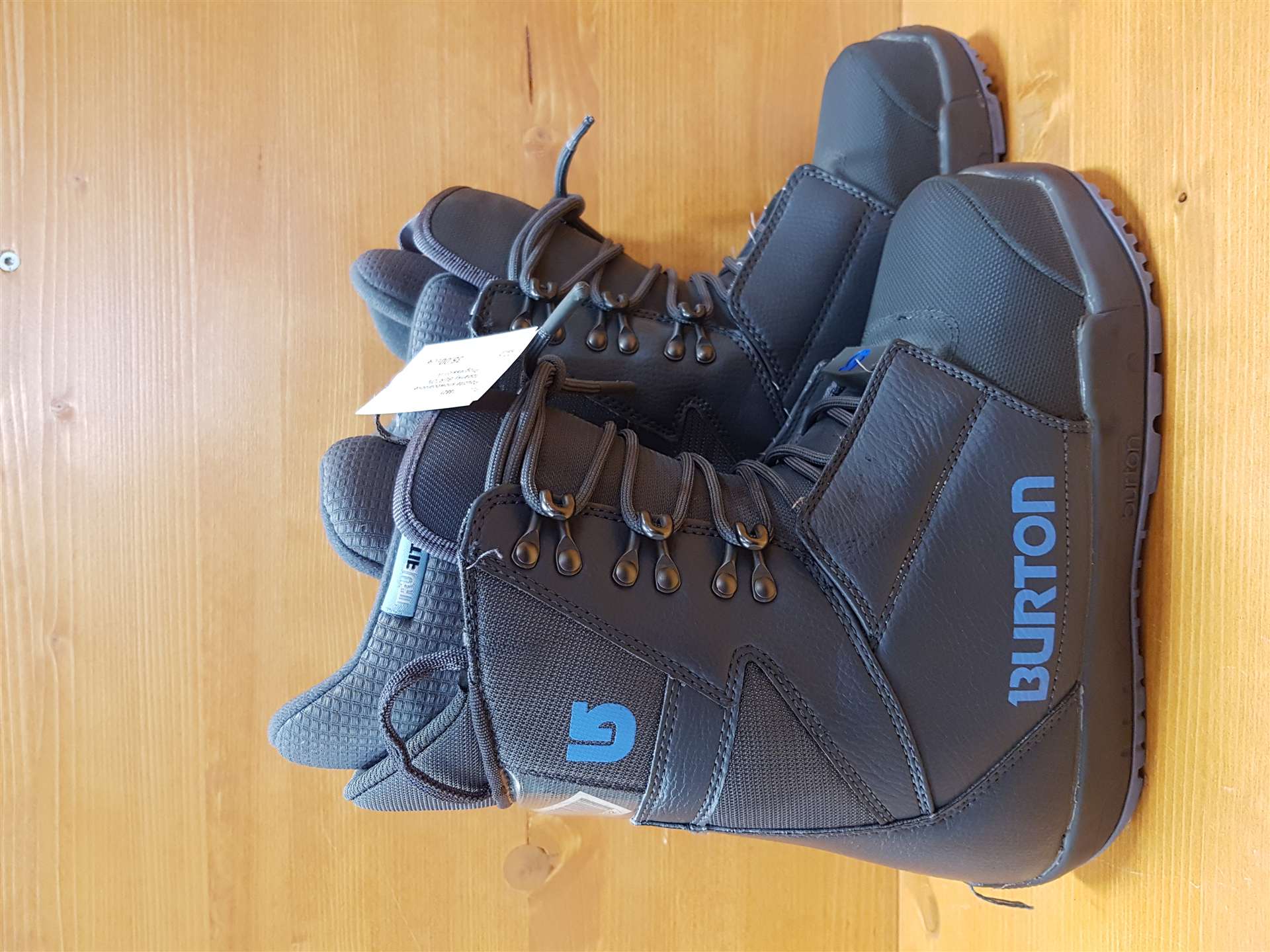 Použité snowboardové topánky BURTON Progression W