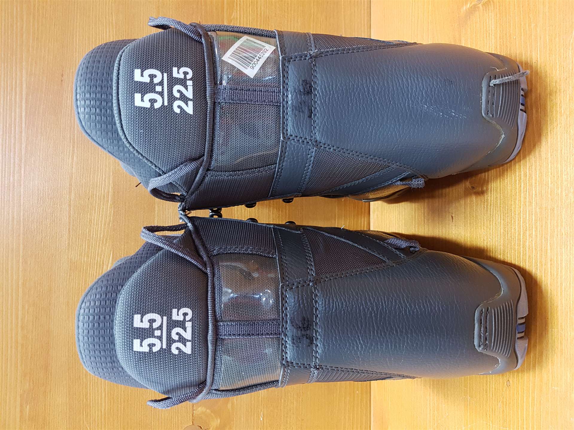 Použité snowboardové topánky BURTON Progression W