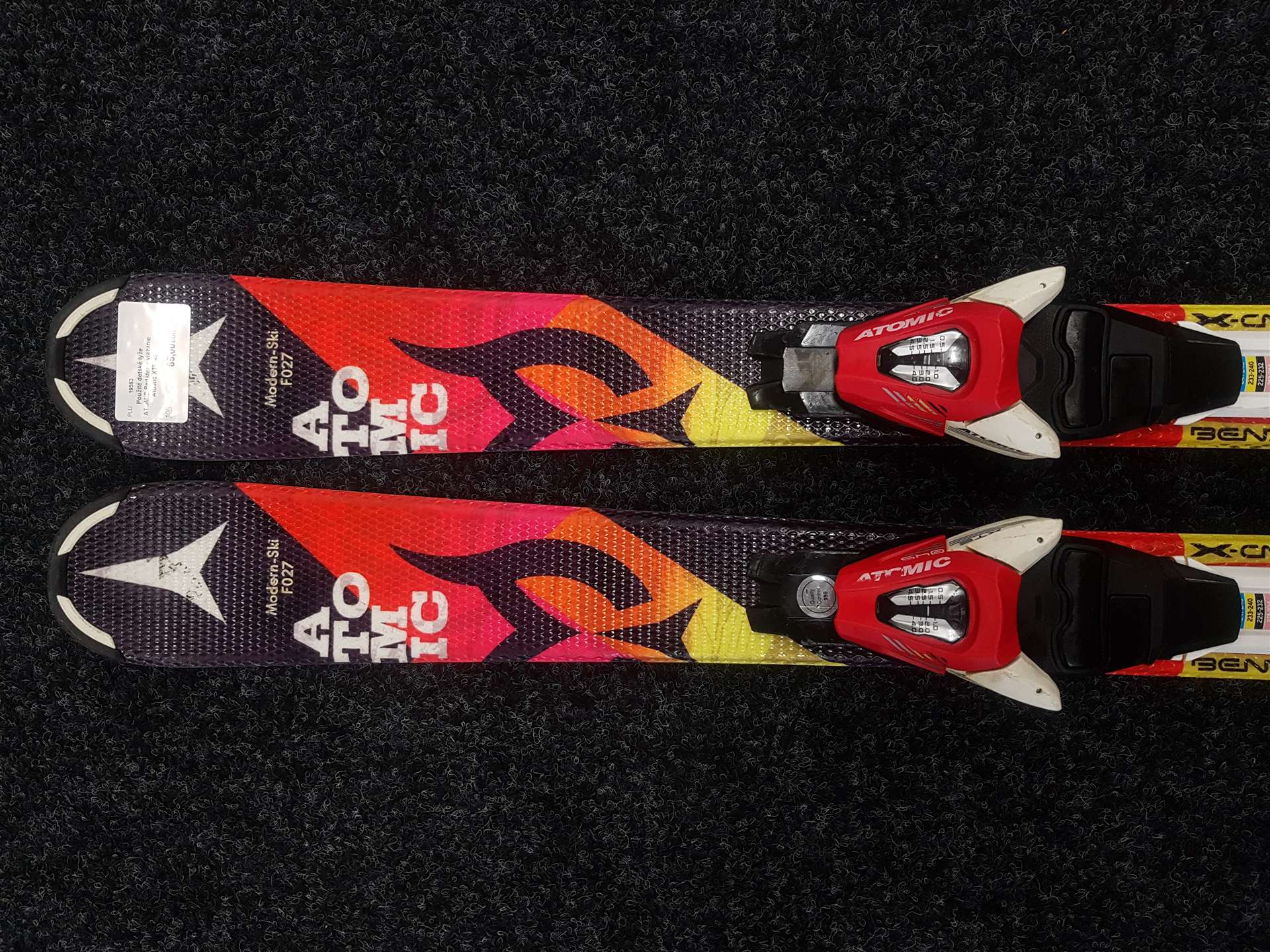 Použité detské lyže ATOMIC Redster + viazanie Atomic XTE 45