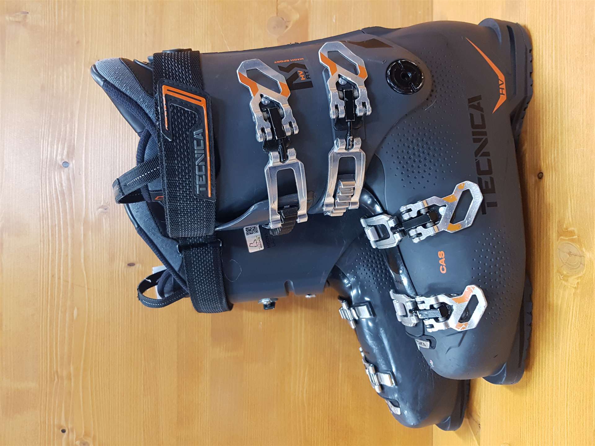 Použité lyžiarky TECNICA Mach Sport HV RT 100