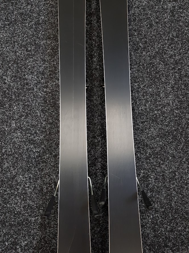 Použité lyže KASTLE JX 67 + viazanie Tyrolia K7,5 SLR