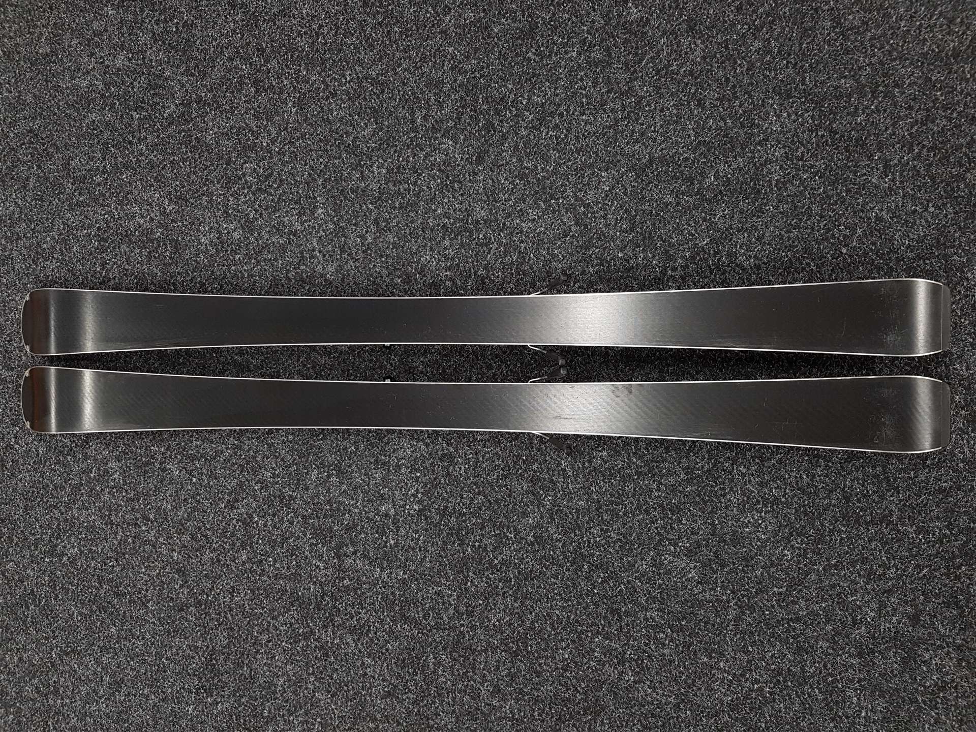 Použité lyže FISCHER RC One F18 + viazanie Fischer RS 11