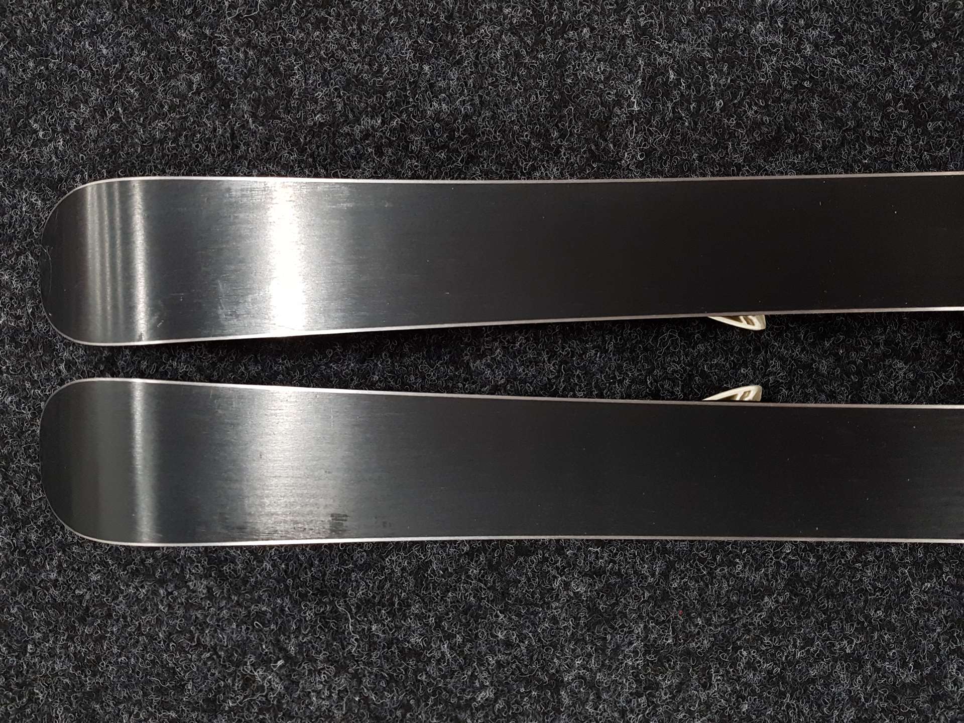 Použité lyže ATOMIC Redster Bend X  + viazanie Atomic XTE 4,5