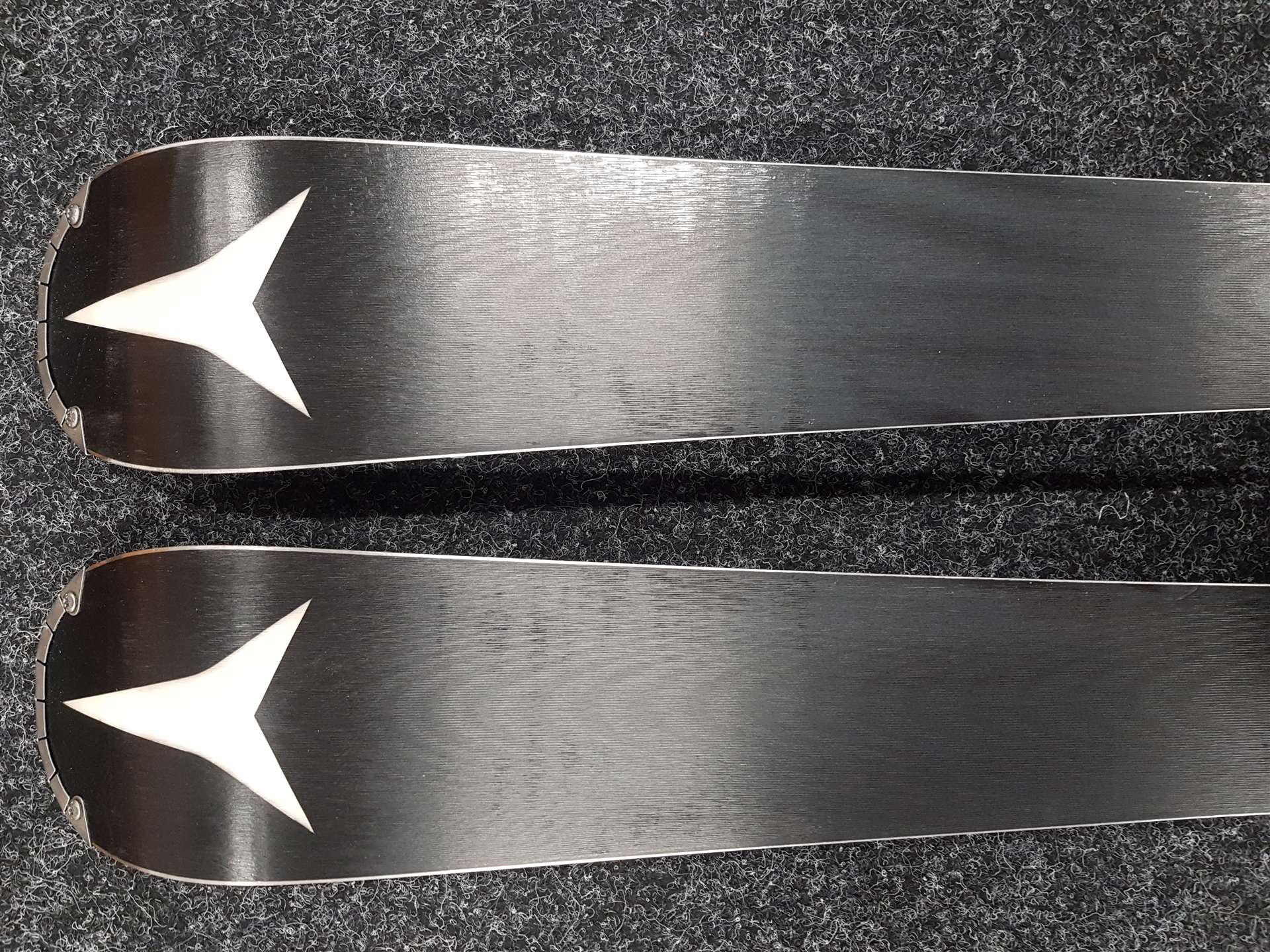 Použité lyže ATOMIC Redster Doubledeck SL + viazanie Atomic X12TL