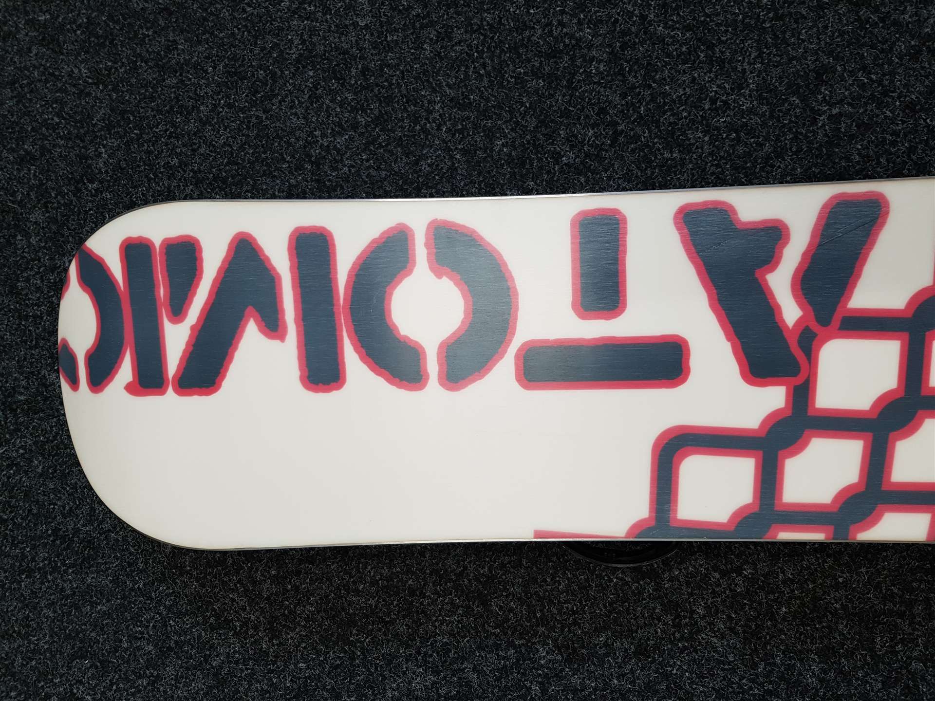 Použitý snowboard Atomic + viazanie BURTON veľkosť S