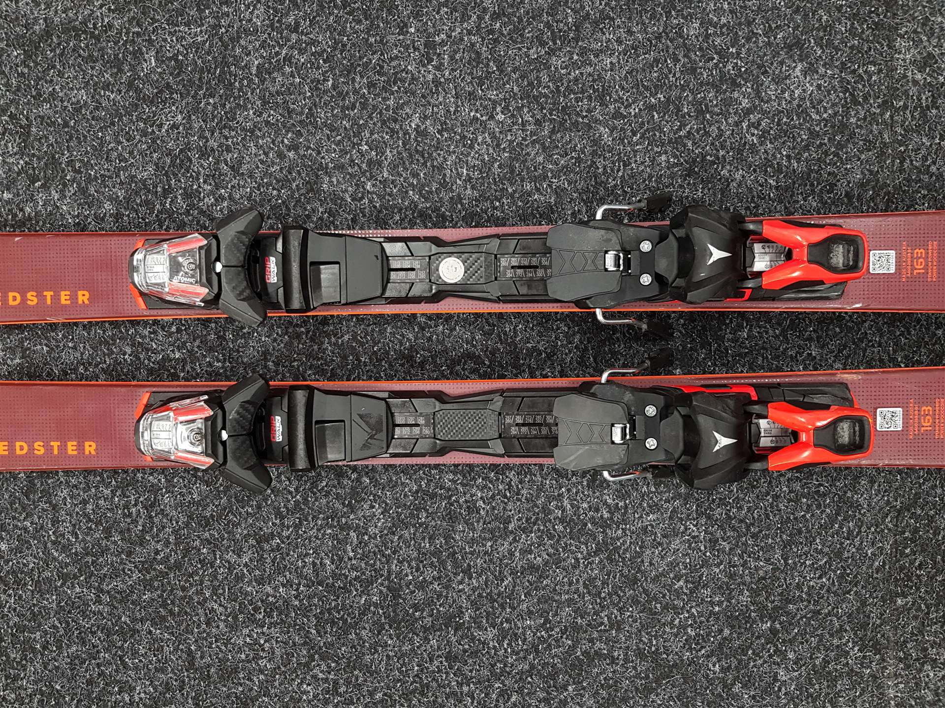 Použité lyže ATOMIC Redster S7 + viazanie Atomic M 12