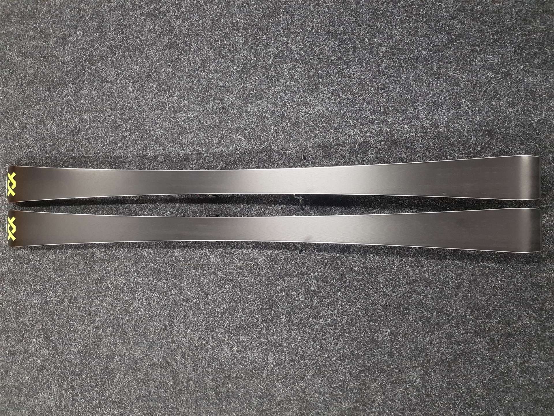 Použité lyže VOLKL Racetiger SL 13 + viazanie Marker Motion 12