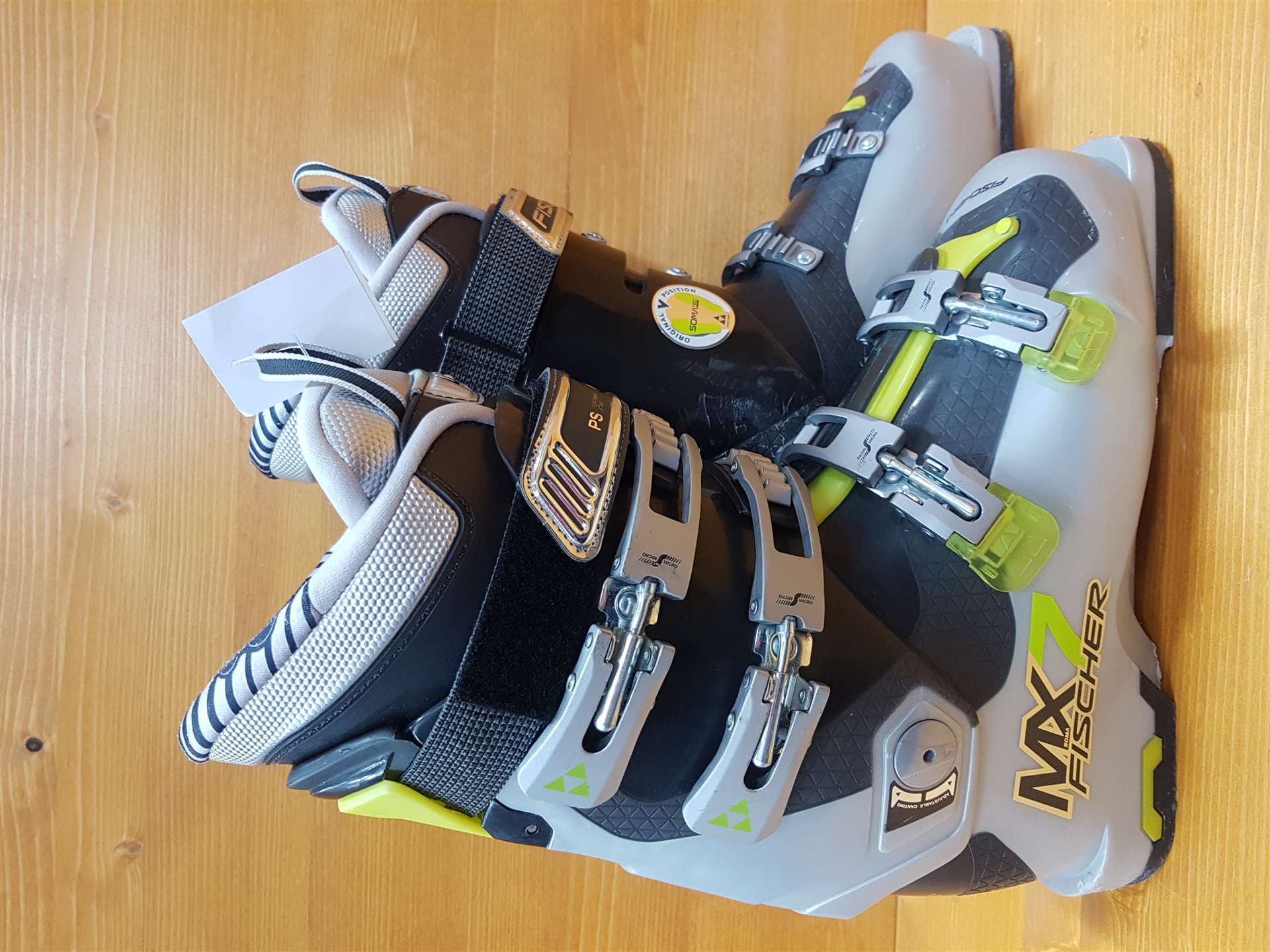 Použité lyžiarky FISCHER MX 7