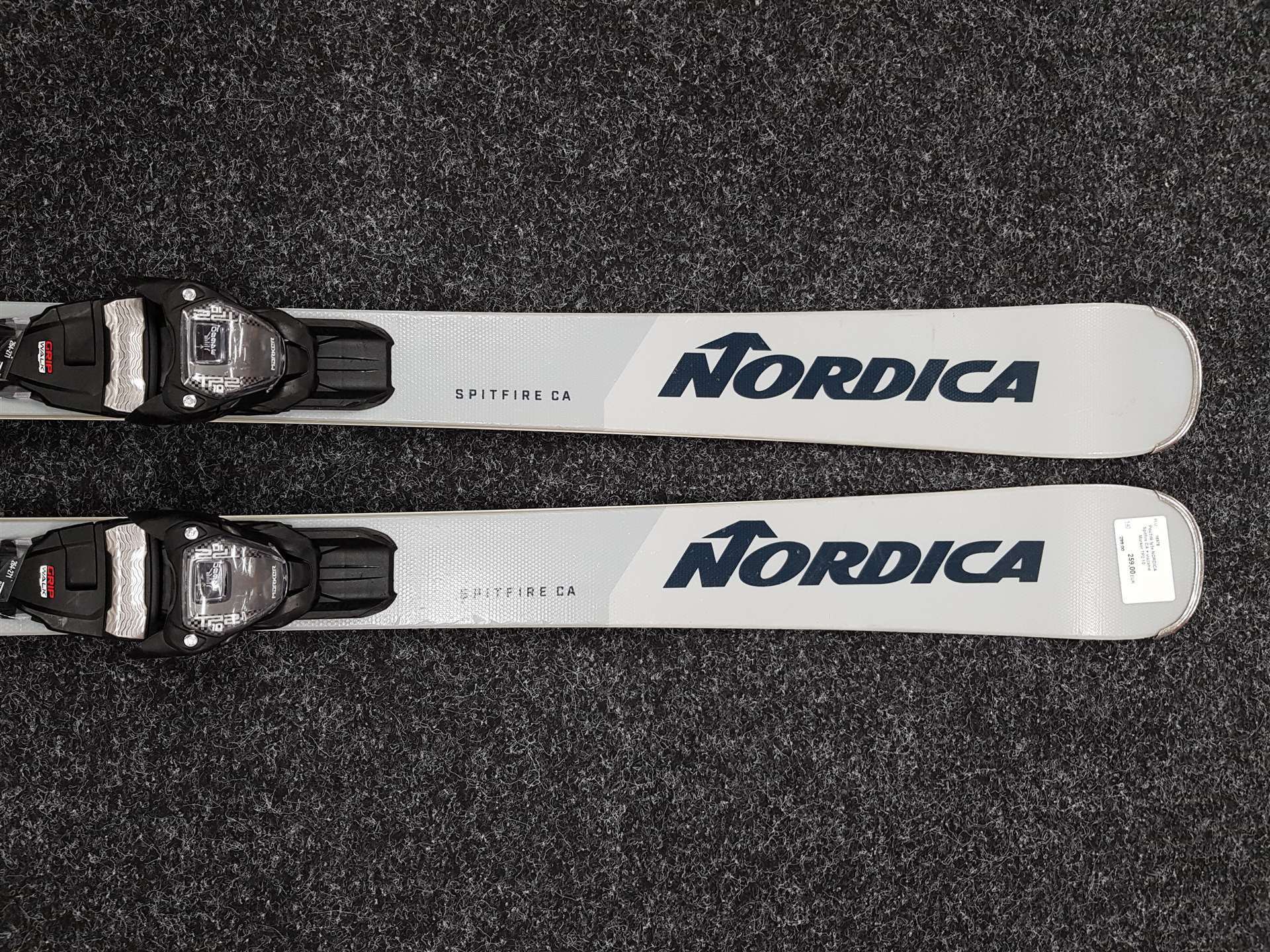 Použité lyže NORDICA Spitfire CA + viazanie Marker TP2 10