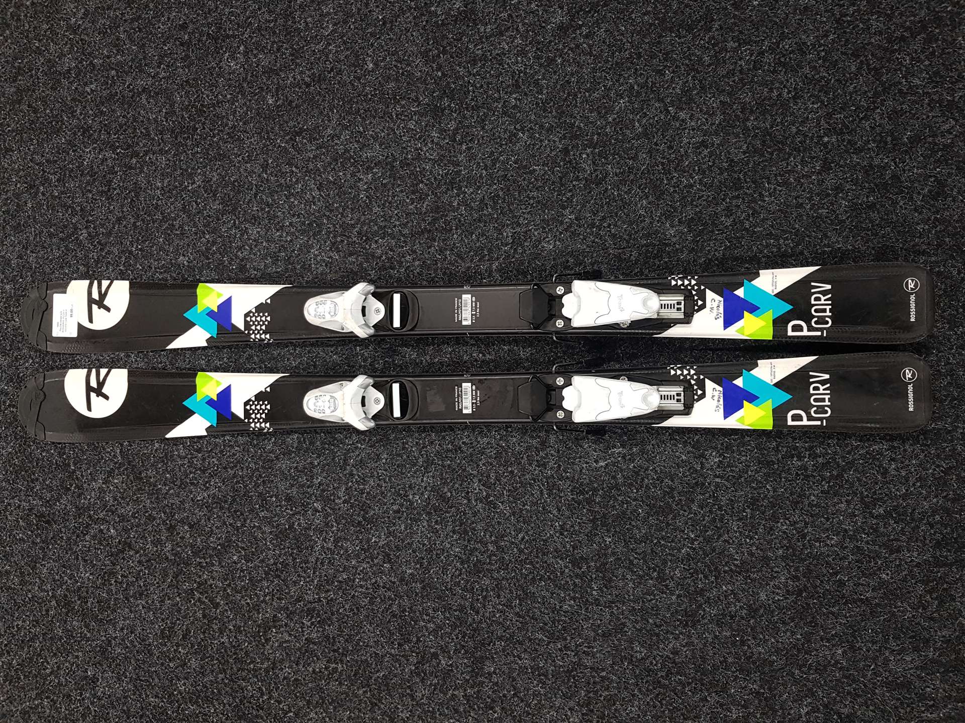 Použité detské lyže ROSSIGNOL P-Carv + viazanie Look Team 4