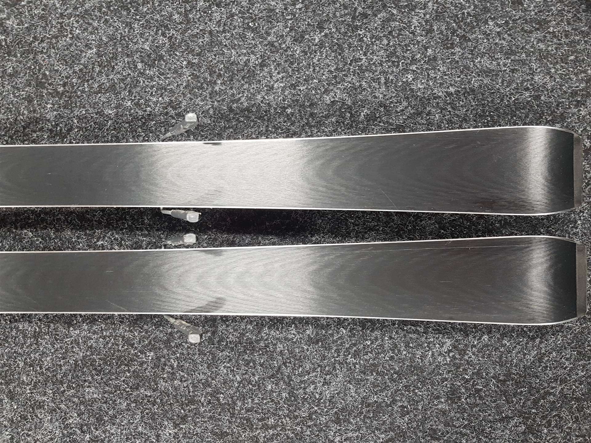 Použité lyže ATOMIC Race 8 + viazanie Atomic Ewox 4,5