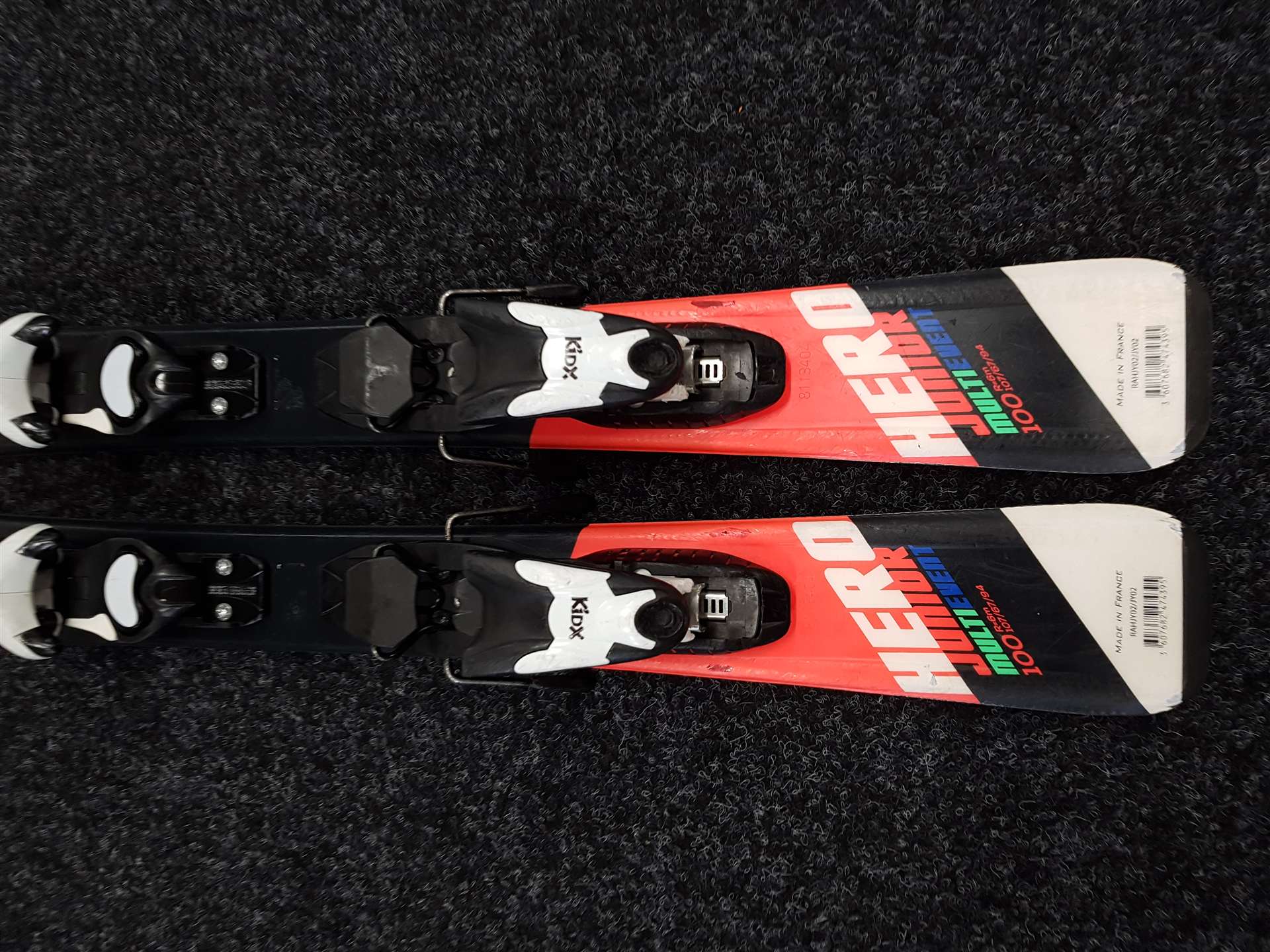 Použité detské lyže ROSSIGNOL Hero Junior Multi Event + viazanie Look Kidx 4,5