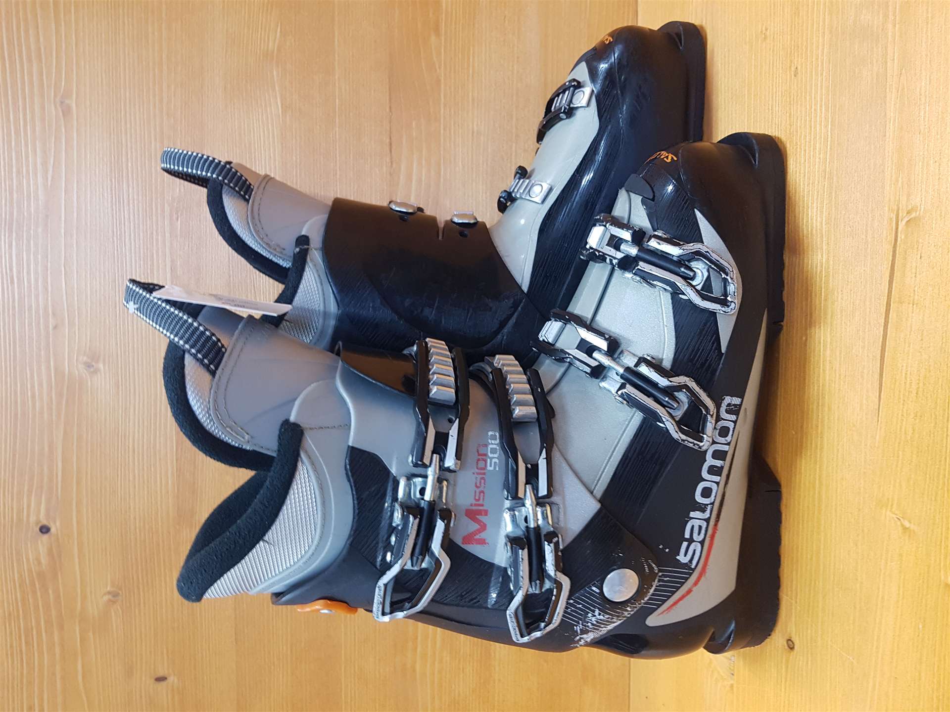 Použité lyžiarky SALOMON Mission 500