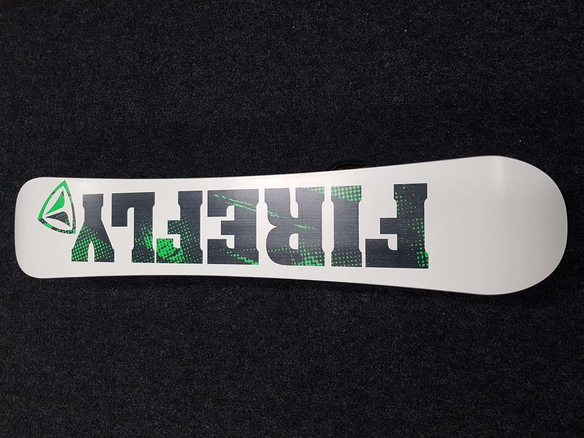 Použitý snowboard FireFly Sling + viazanie Burton veľkosť L/XL