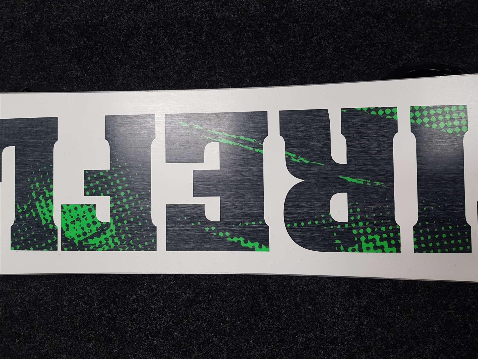 Použitý snowboard FireFly Sling + viazanie Burton veľkosť L/XL