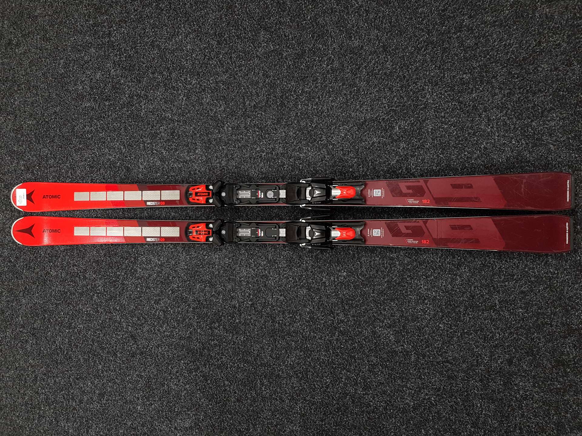 Použité lyže ATOMIC Redster G9 + viazanie Atomic X12 GW