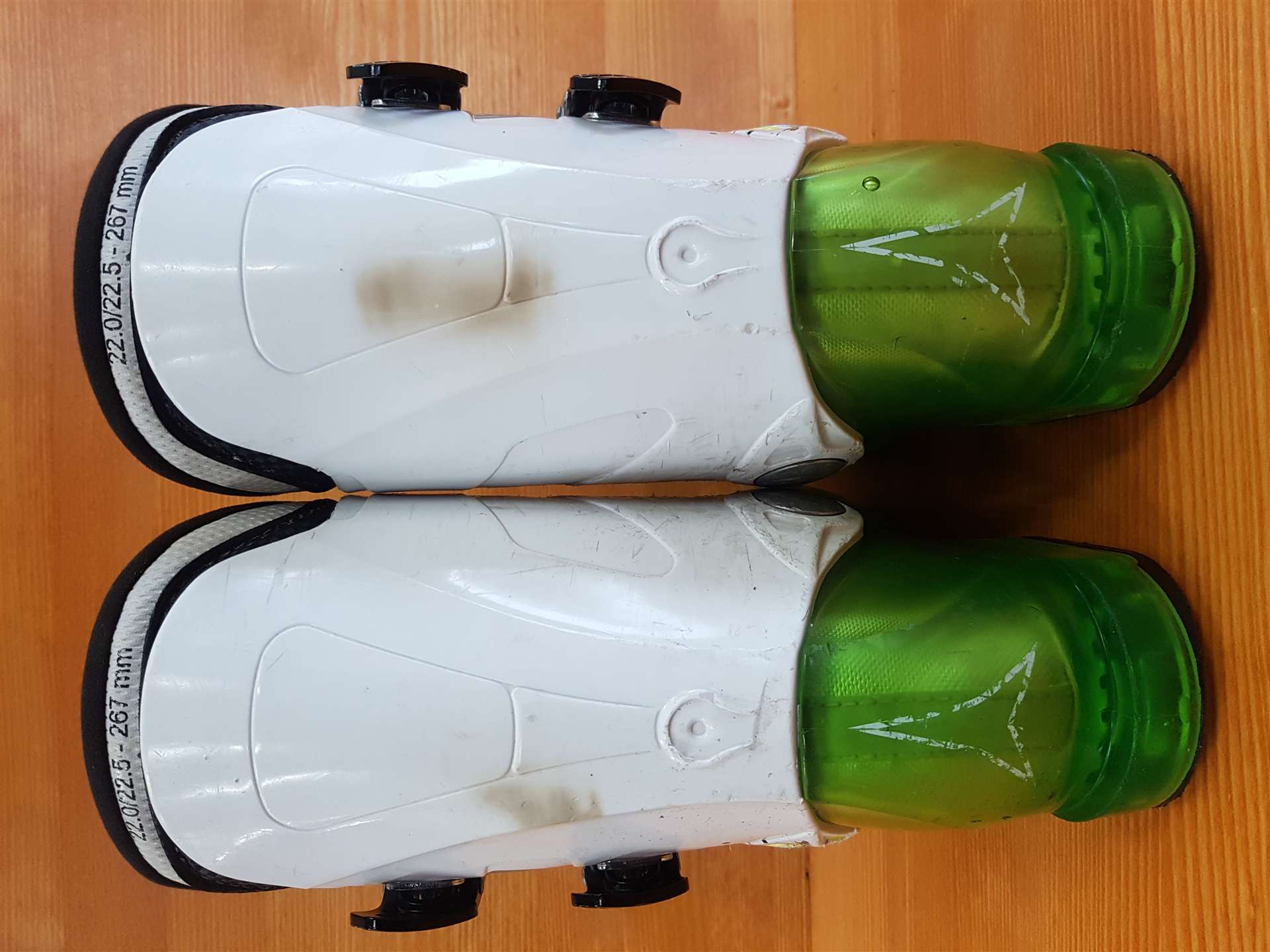 Použité lyžiarky ATOMIC HAWX PLUS JR