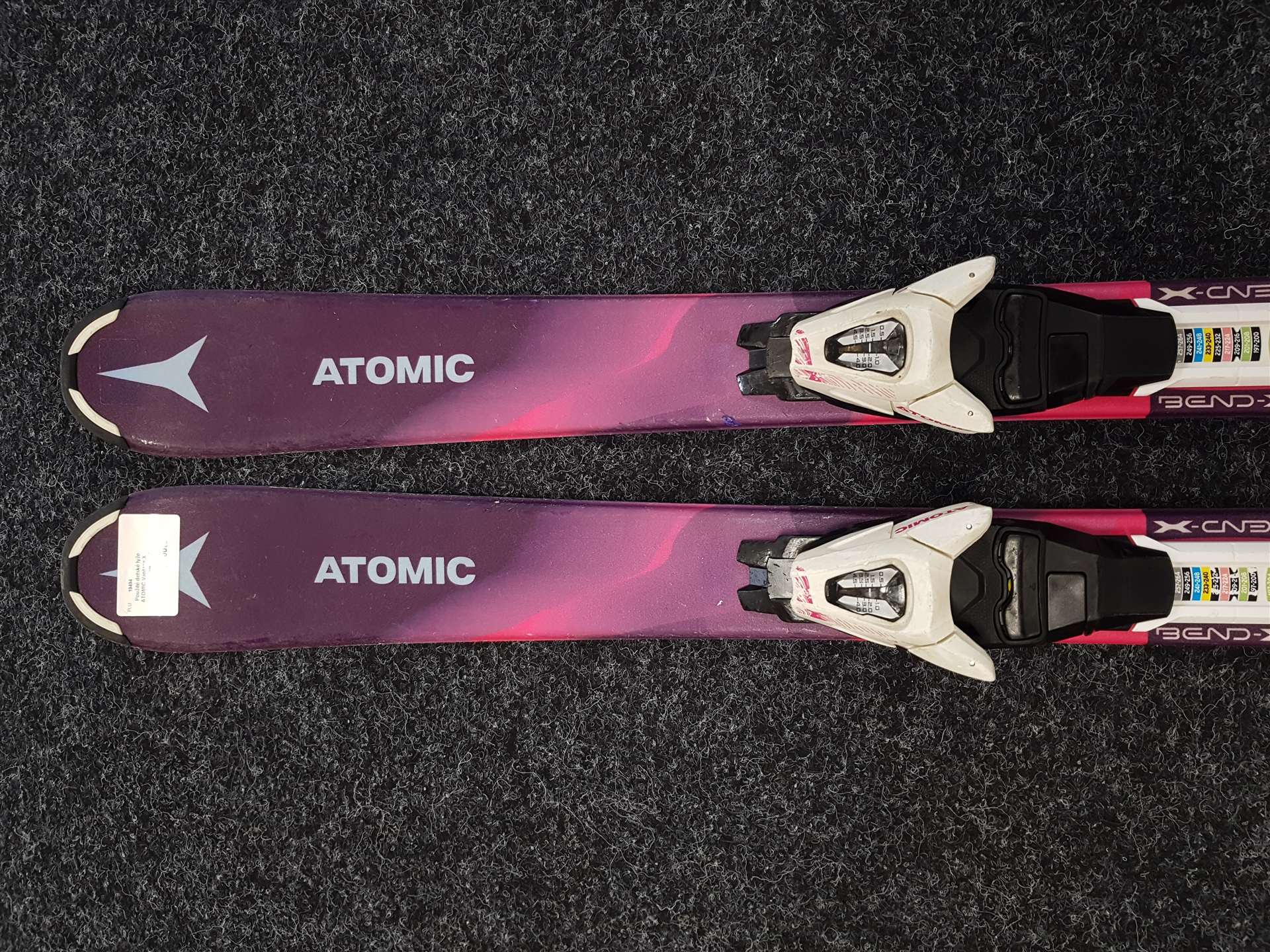 Použité detské lyže ATOMIC Vantage X + viazanie Atomic 4,5