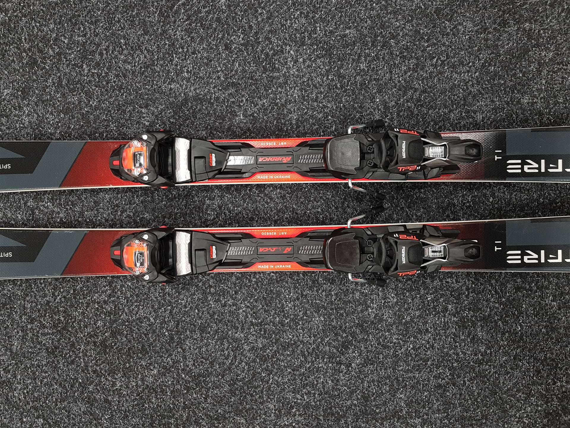 Použité lyže NORDICA Spitfire TI + viazanie Marker TP2 11