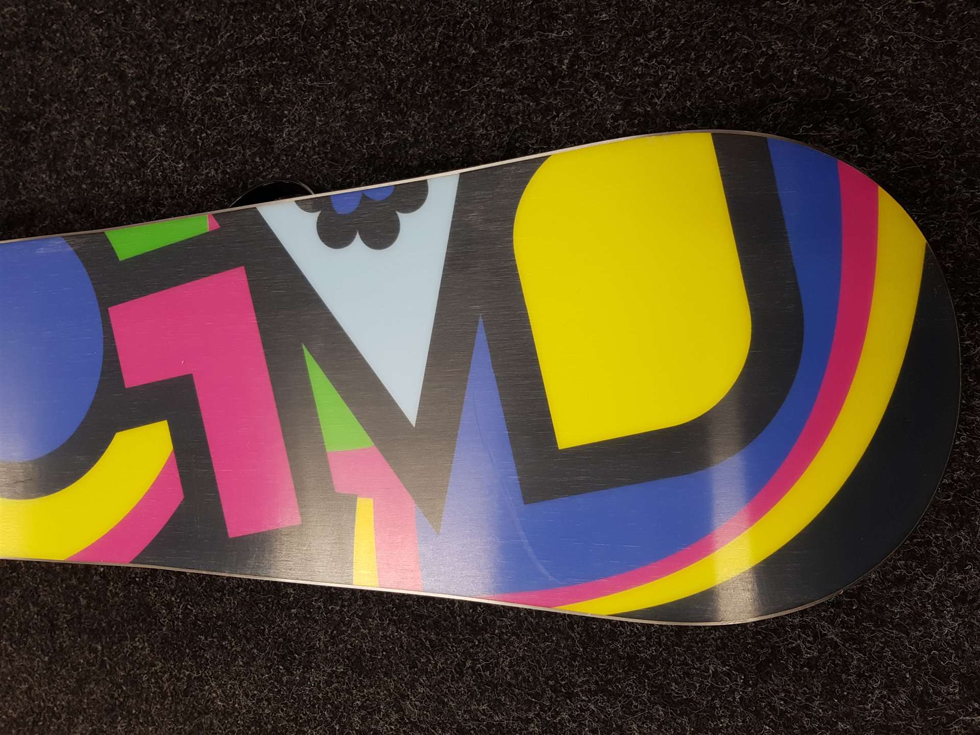 Použitý snowboard SALOMON Lara + viazanie Burton veľkosť S/M