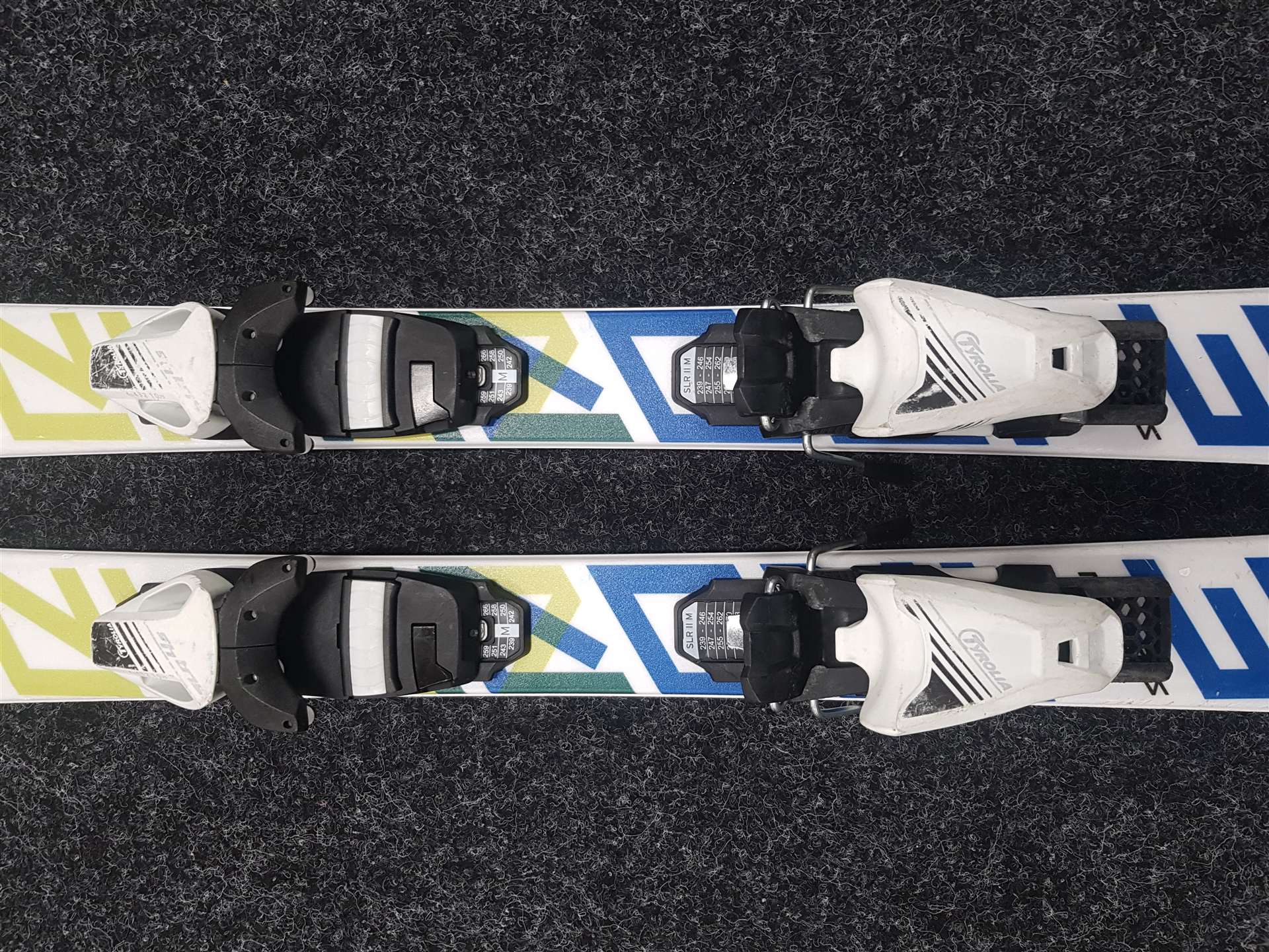 Použité detské lyže SPORTEN Street 110 + viazanie Tyrolia 4.5