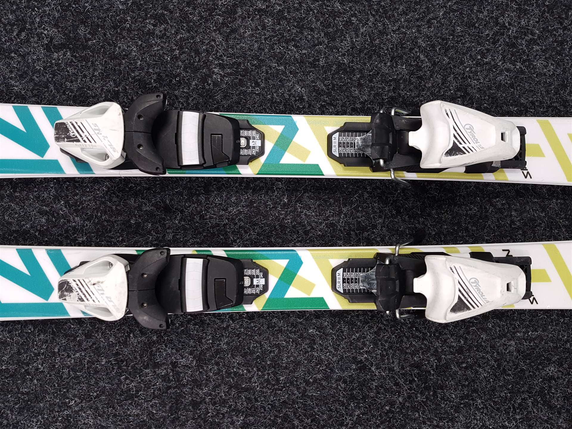 Použité detské lyže SPORTEN Street 120 + viazanie Tyrolia SLR 4,5