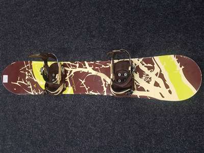 Použitý snowboard RADICAL Forest  + viazanie Radical veľkosť L