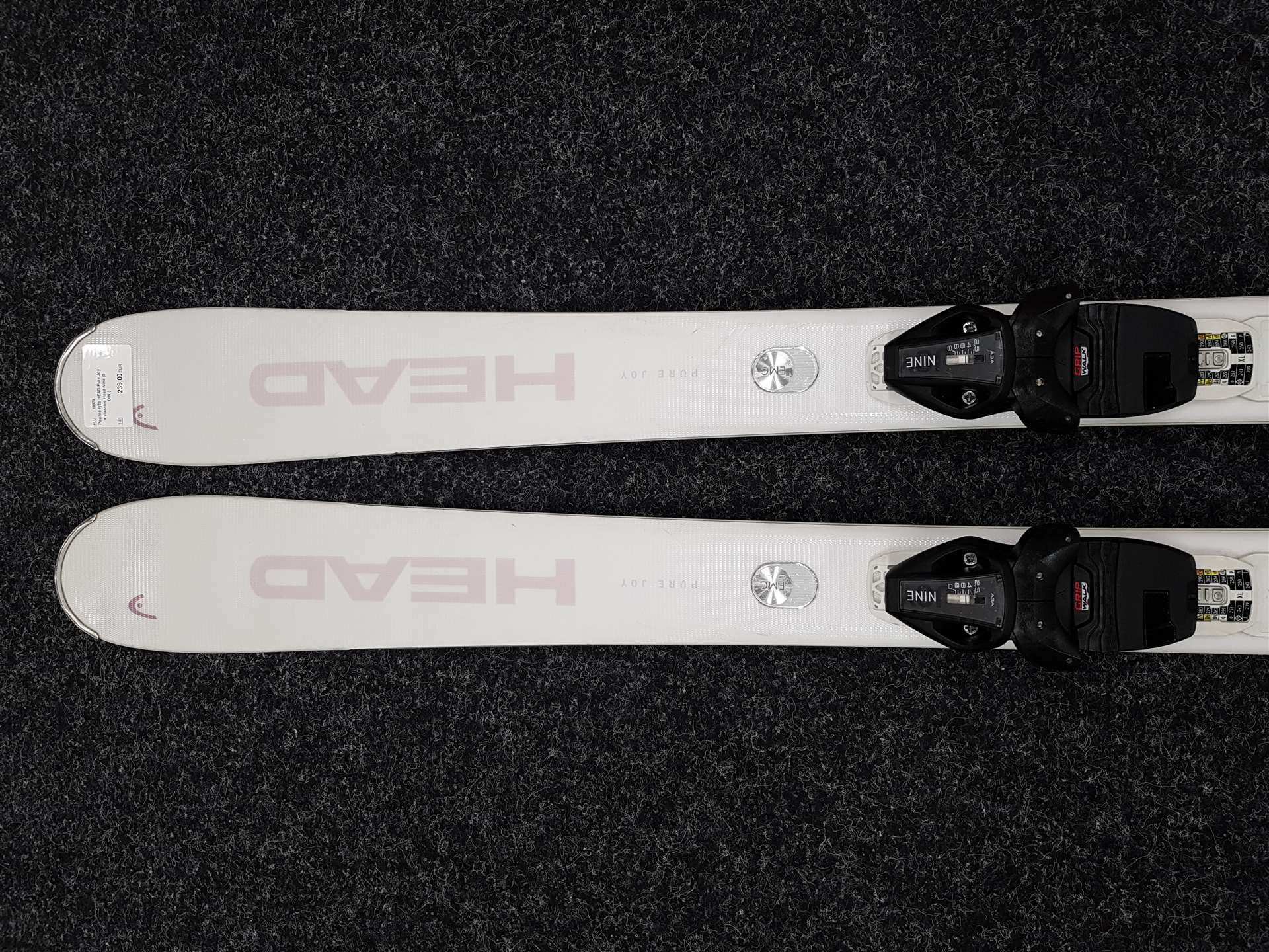 Použité lyže HEAD Pure Joy + viazanie Head Nine (9 DIN))