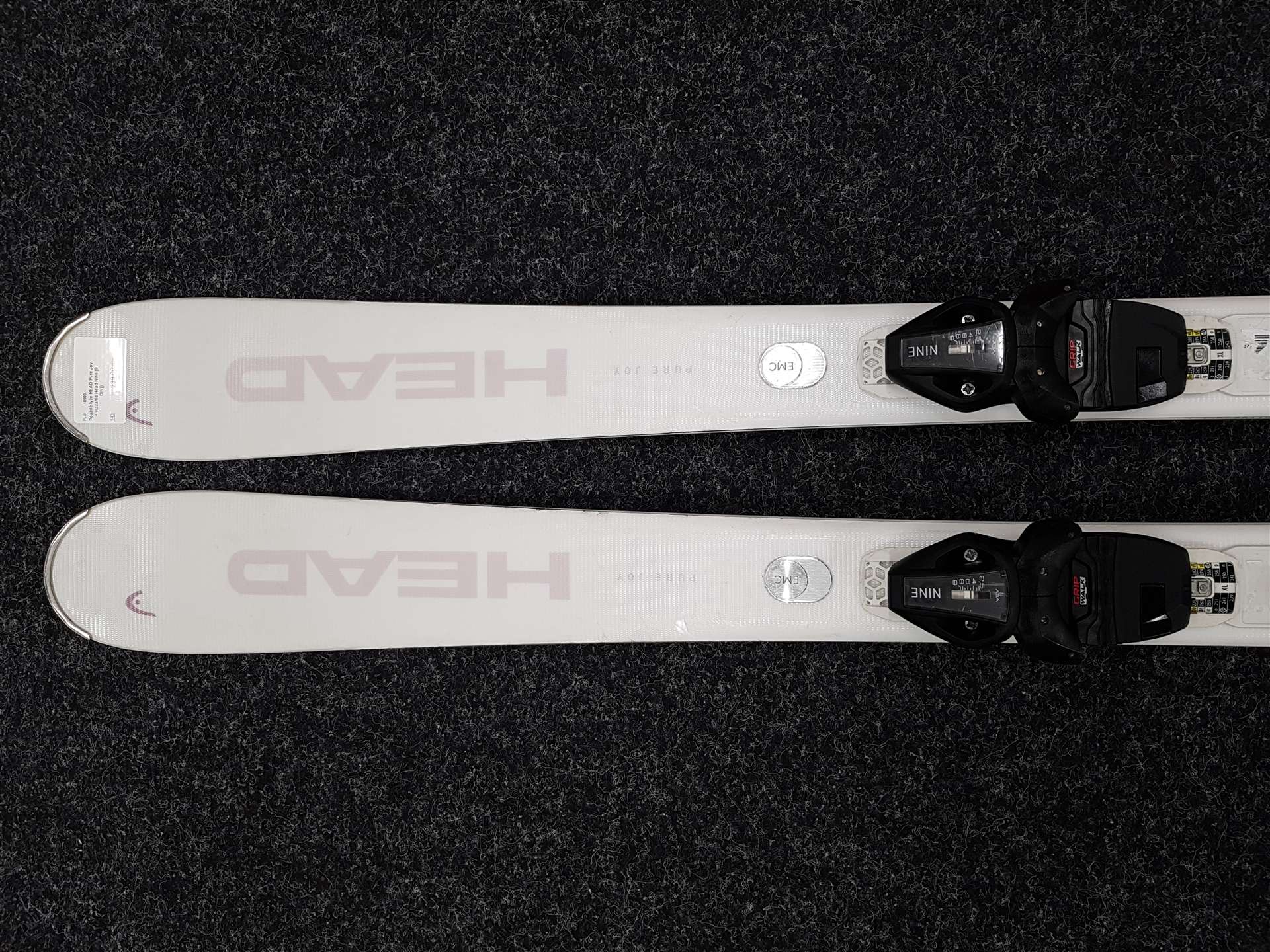 Použité lyže HEAD Pure Joy + viazanie Head Nine (9 DIN))
