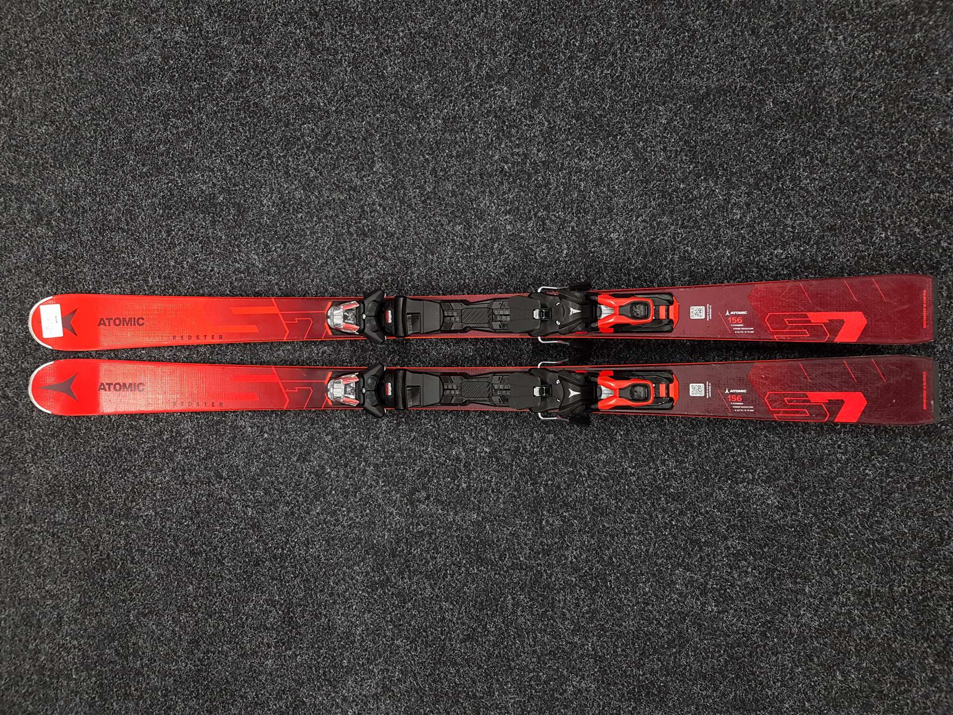 Použité lyže ATOMIC Redster S7 + viazanie Atomic M 12