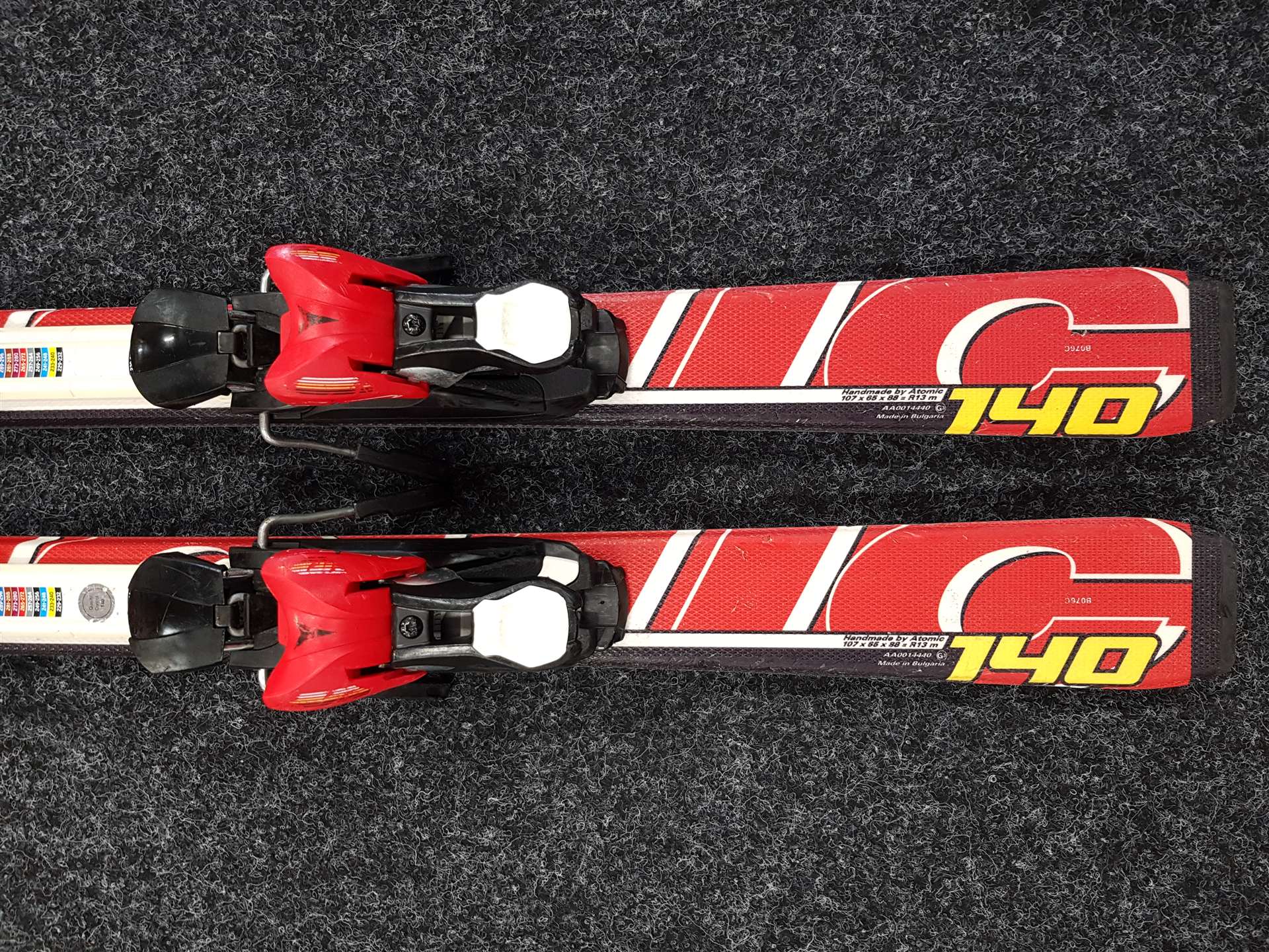 Použité lyže ATOMIC Race + viazanie Atomic XTE 7