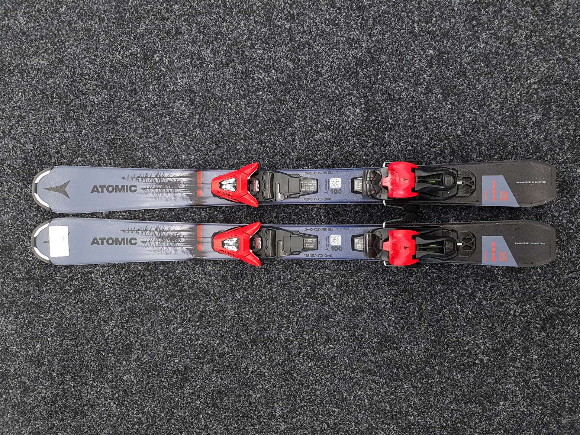 Použité detské lyže ATOMIC Maverick + viazanie Atomic C5