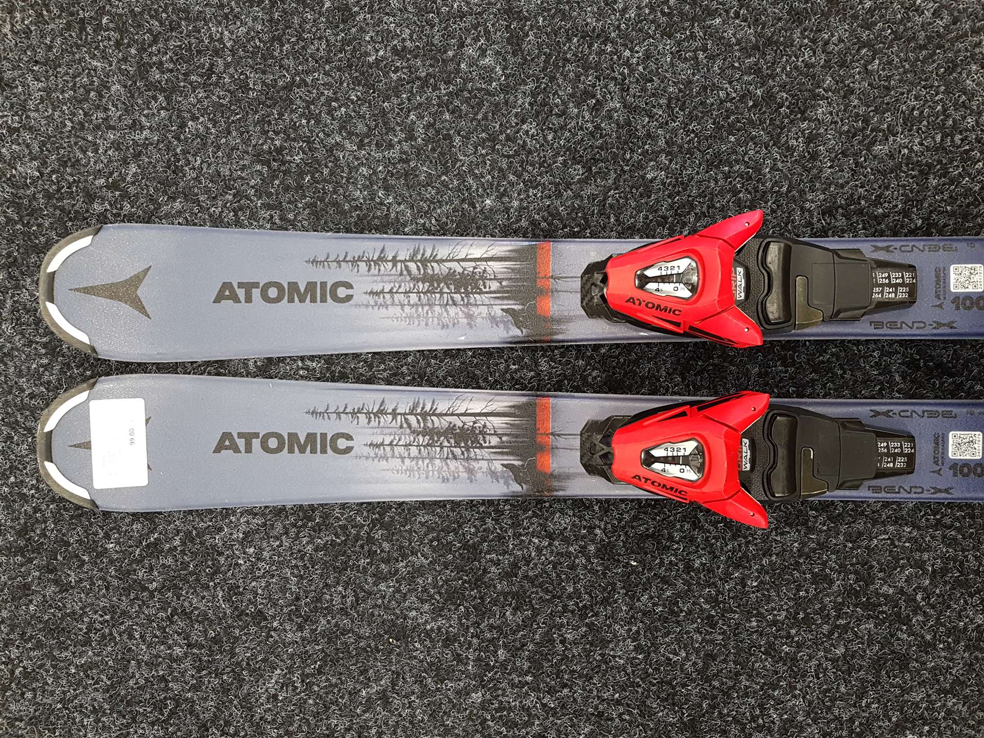 Použité detské lyže ATOMIC Maverick + viazanie Atomic C5