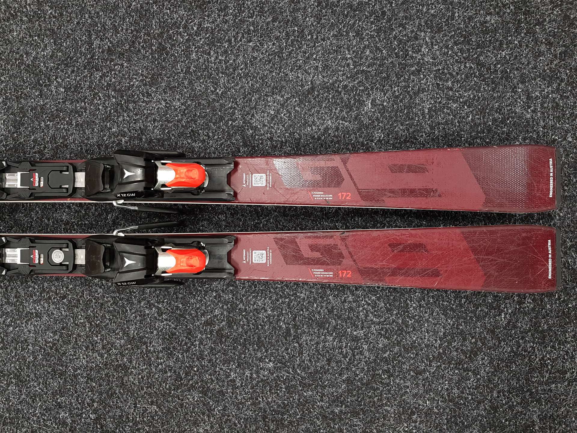 Použité lyže ATOMIC Redster G9 + viazanie Atomic X12 GW