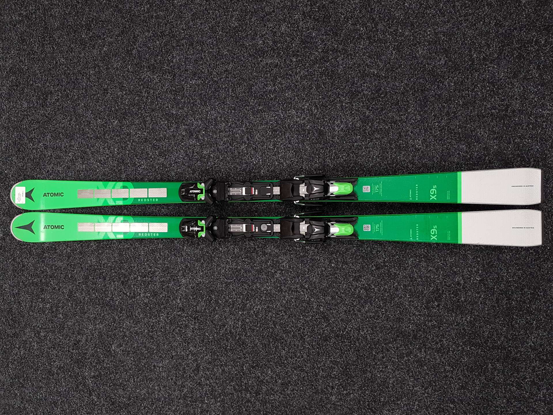 Použité lyže ATOMIC Redster X9 S + viazanie Atomic X12 GW