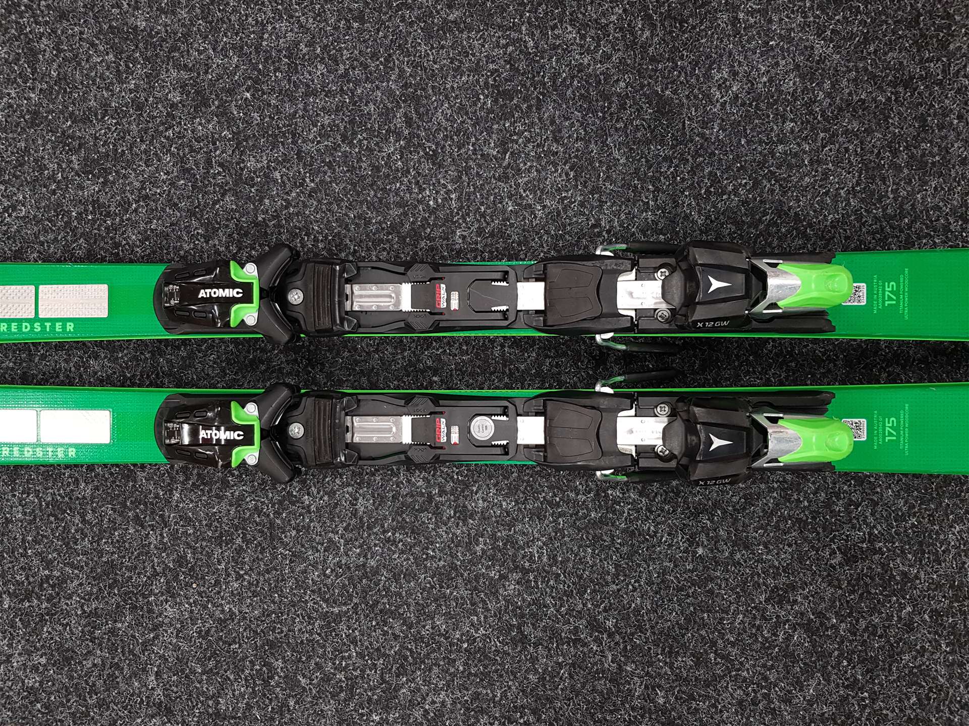 Použité lyže ATOMIC Redster X9 S + viazanie Atomic X12 GW