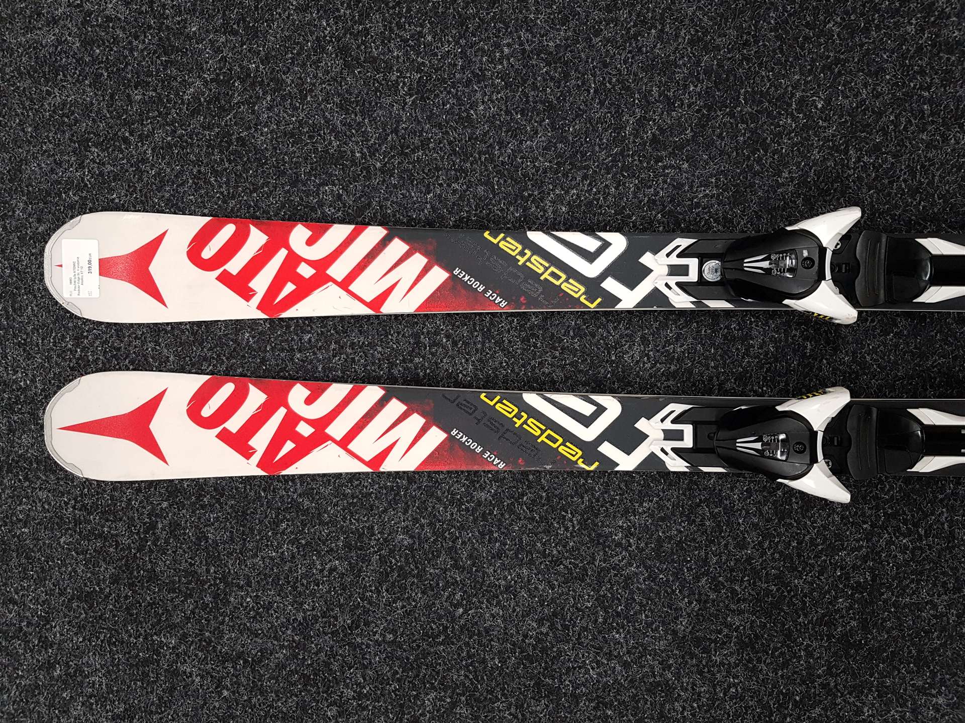 Použité lyže ATOMIC Redster Edge SL + viazanie Atomic XT 12