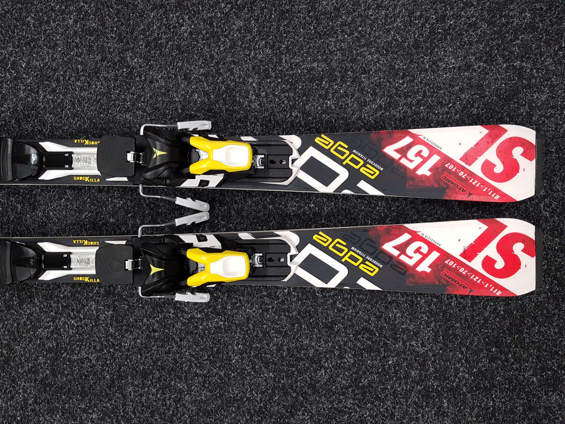 Použité lyže ATOMIC Redster Edge SL + viazanie Atomic XT 12