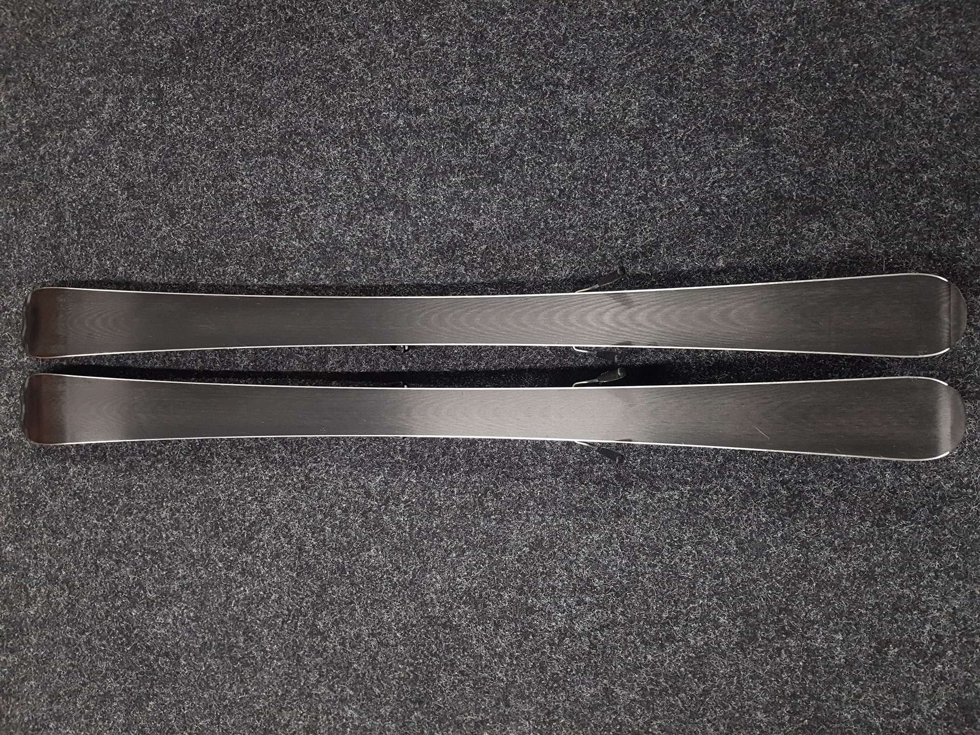 Použité detské lyže HEAD Super Shape + viazanie Tyrolia SLR 7,5