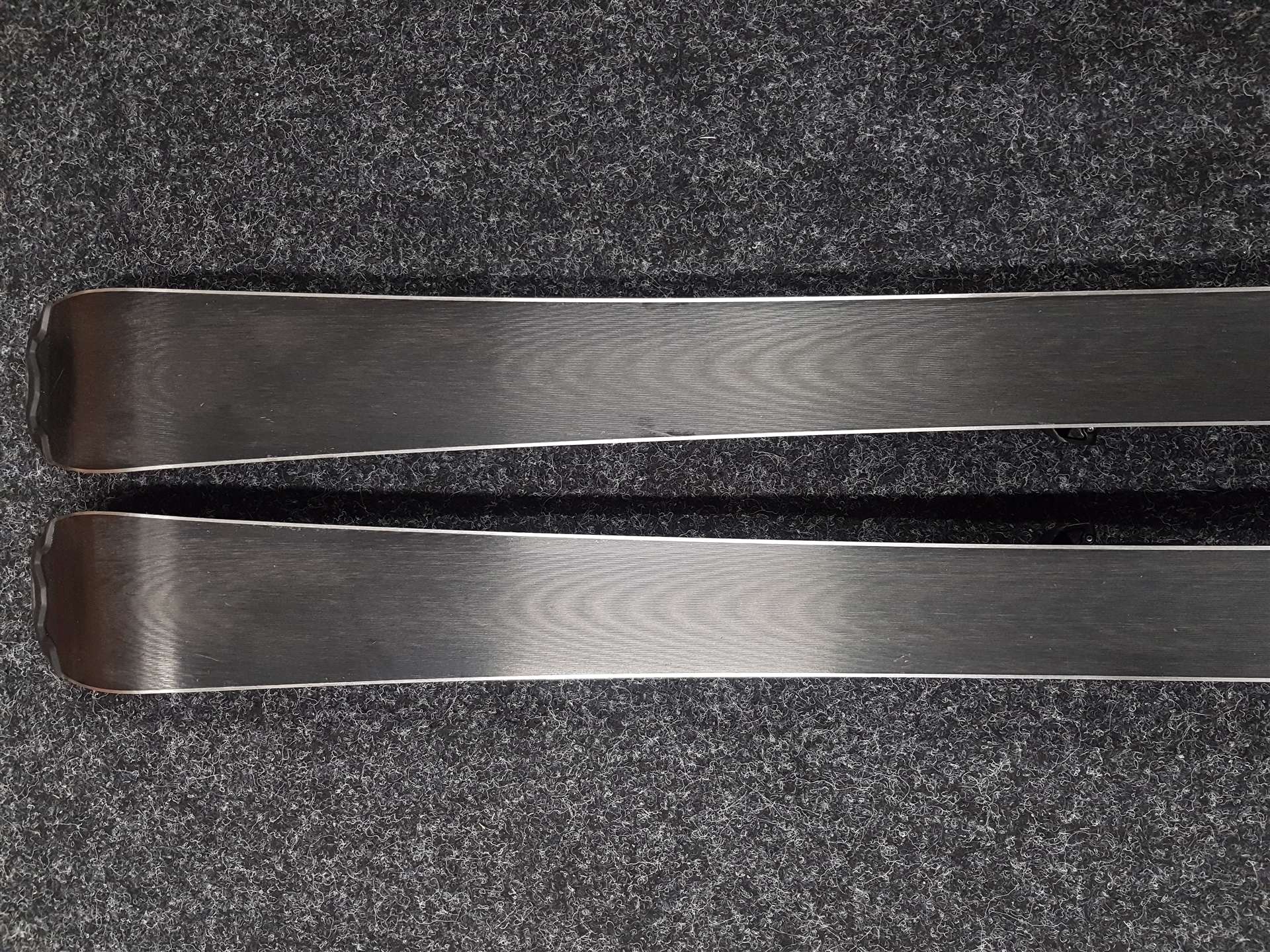 Použité detské lyže HEAD Super Shape + viazanie Tyrolia SLR 7,5