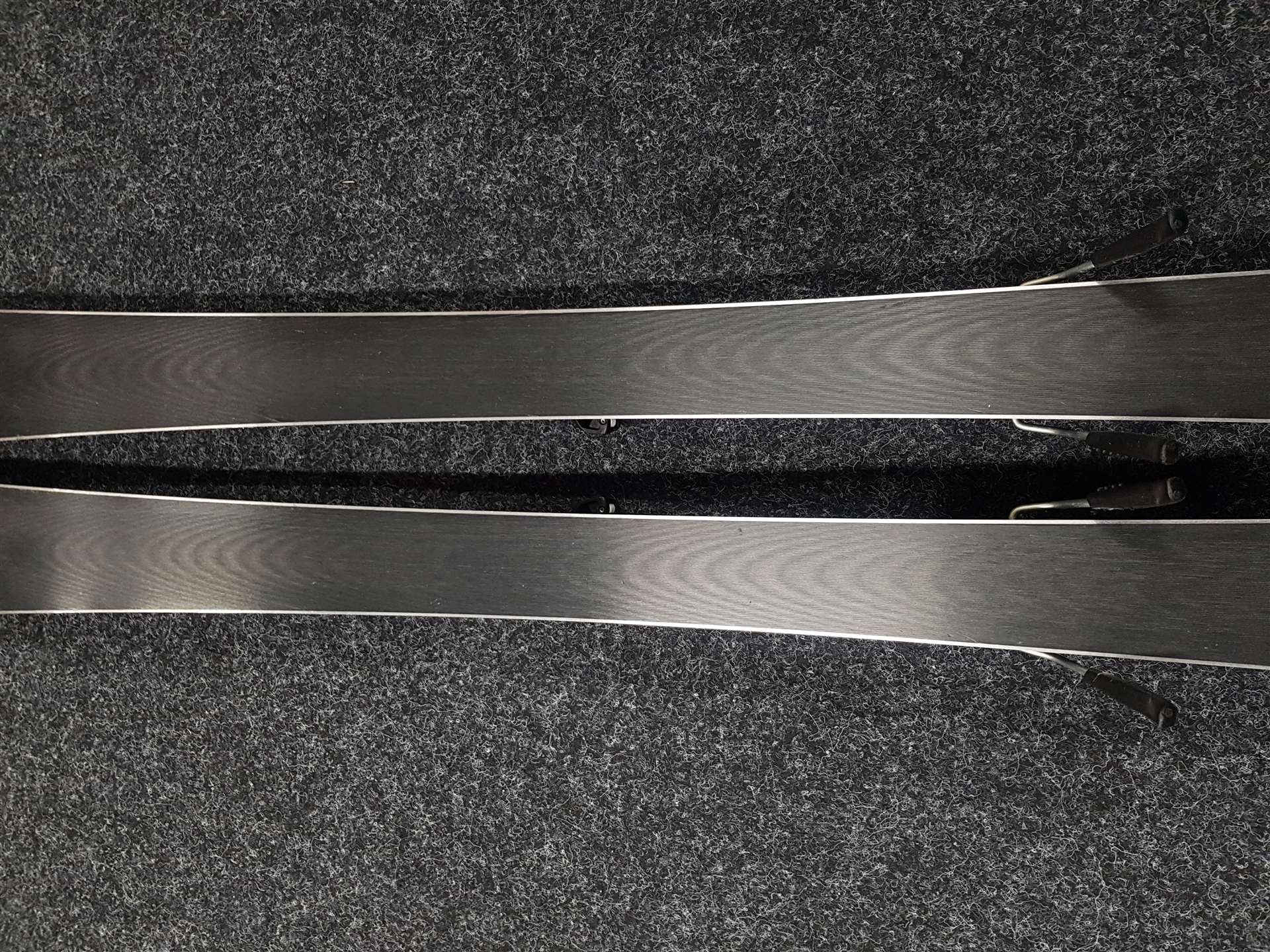 Použité detské lyže HEAD Super Shape + viazanie Tyrolia SLR 7,5